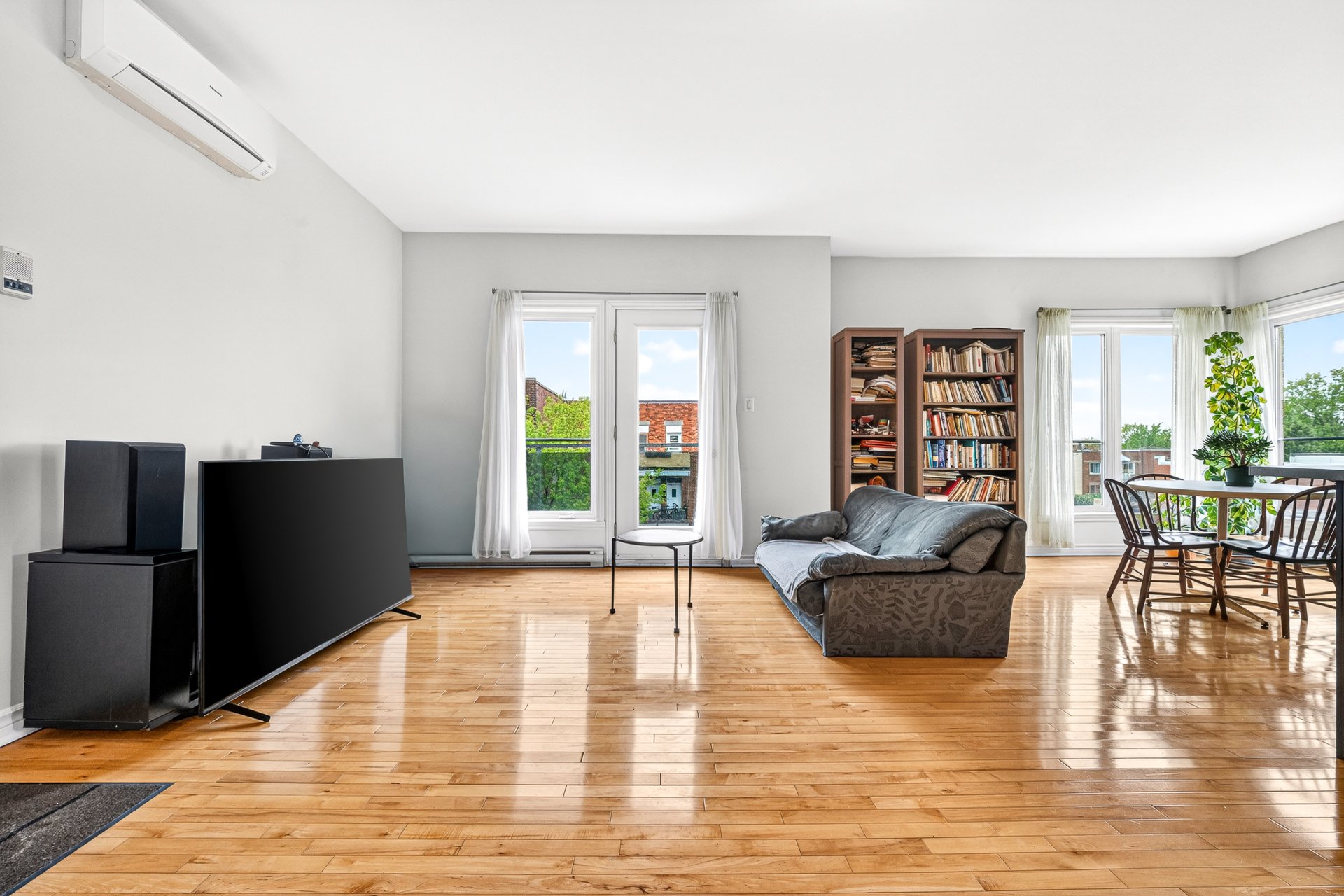 Photo - Living room