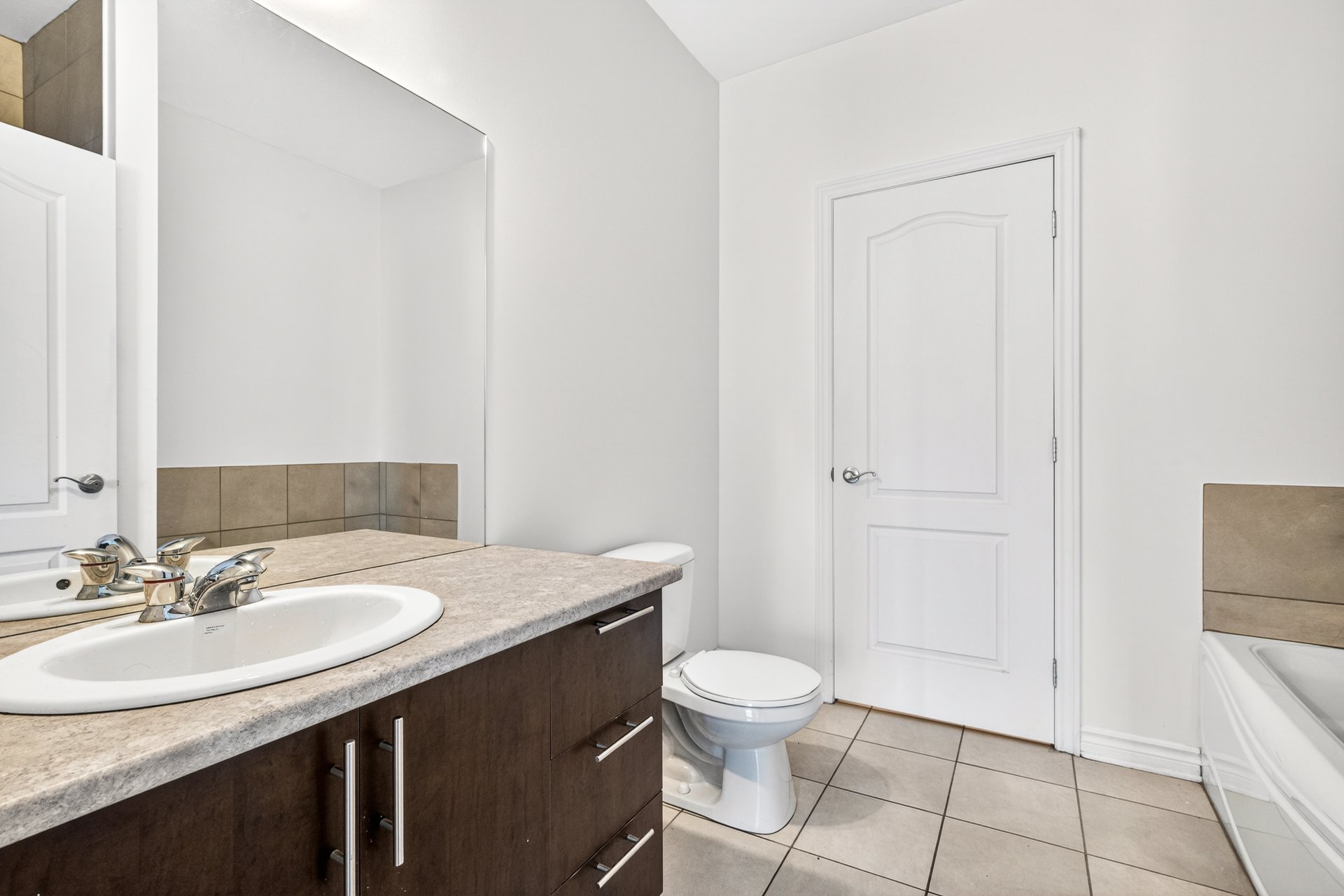 Photo - Bathroom