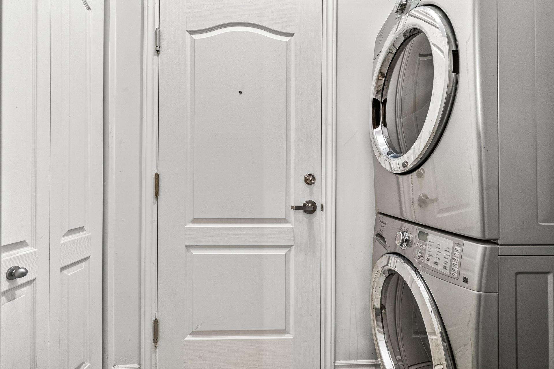 Photo - Laundry room