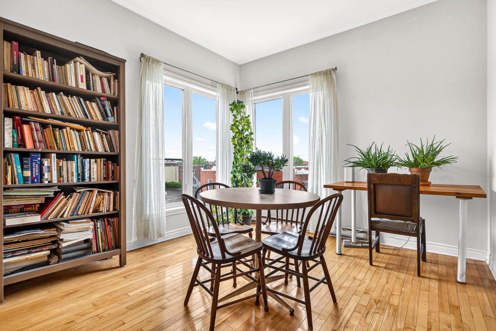 Photo - Dining room