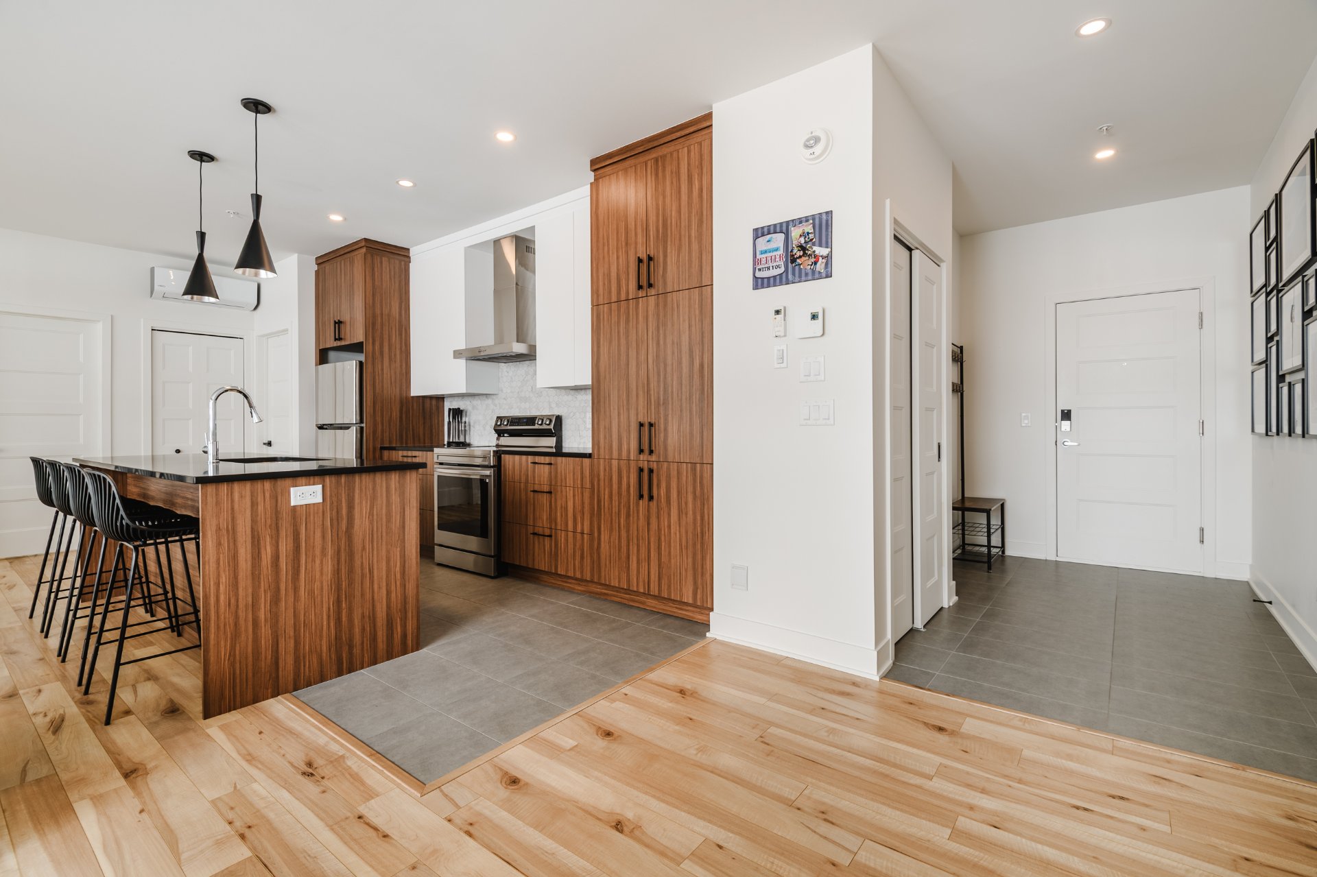 Photo - Overall View