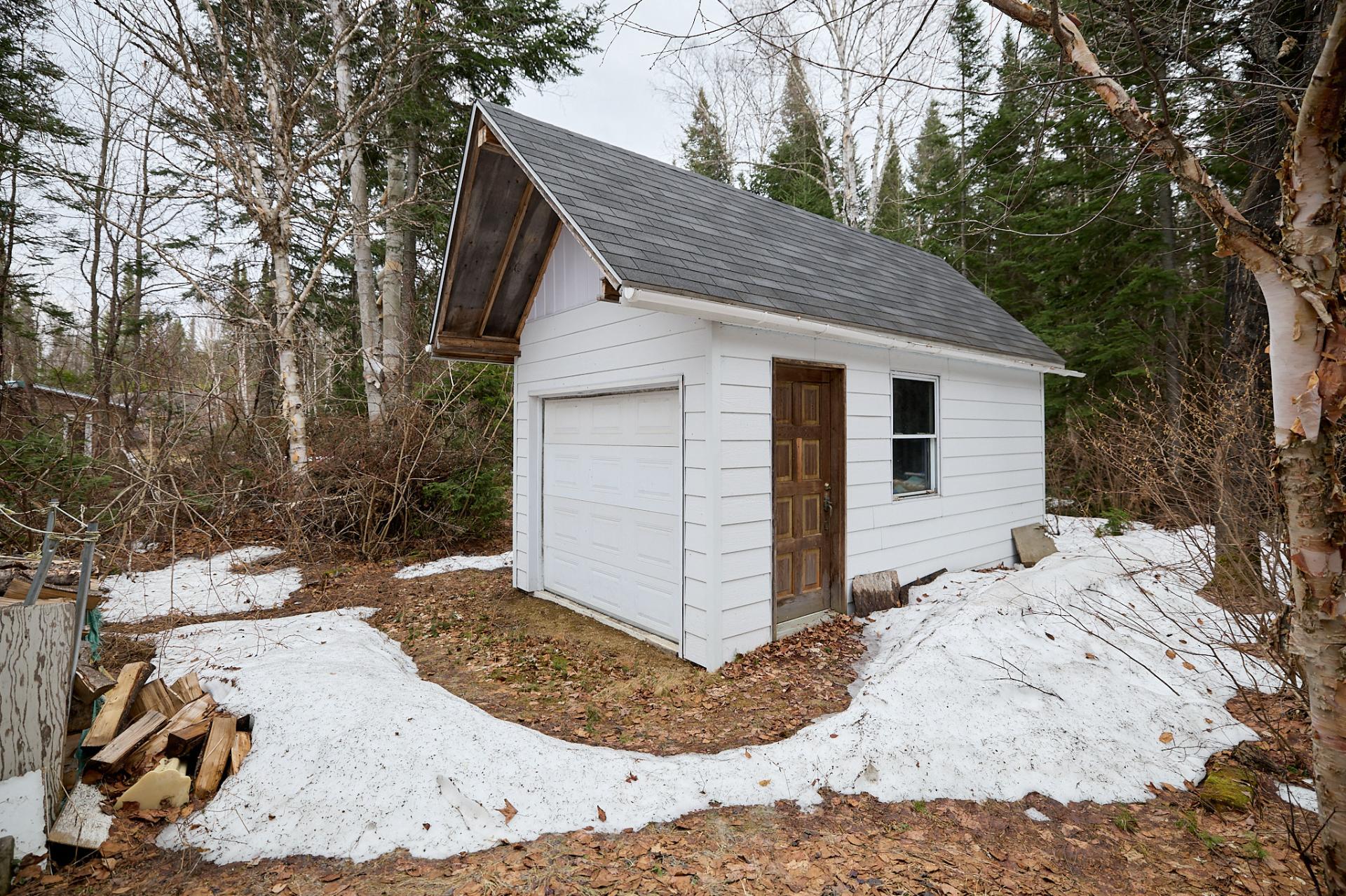 Photo - Garage