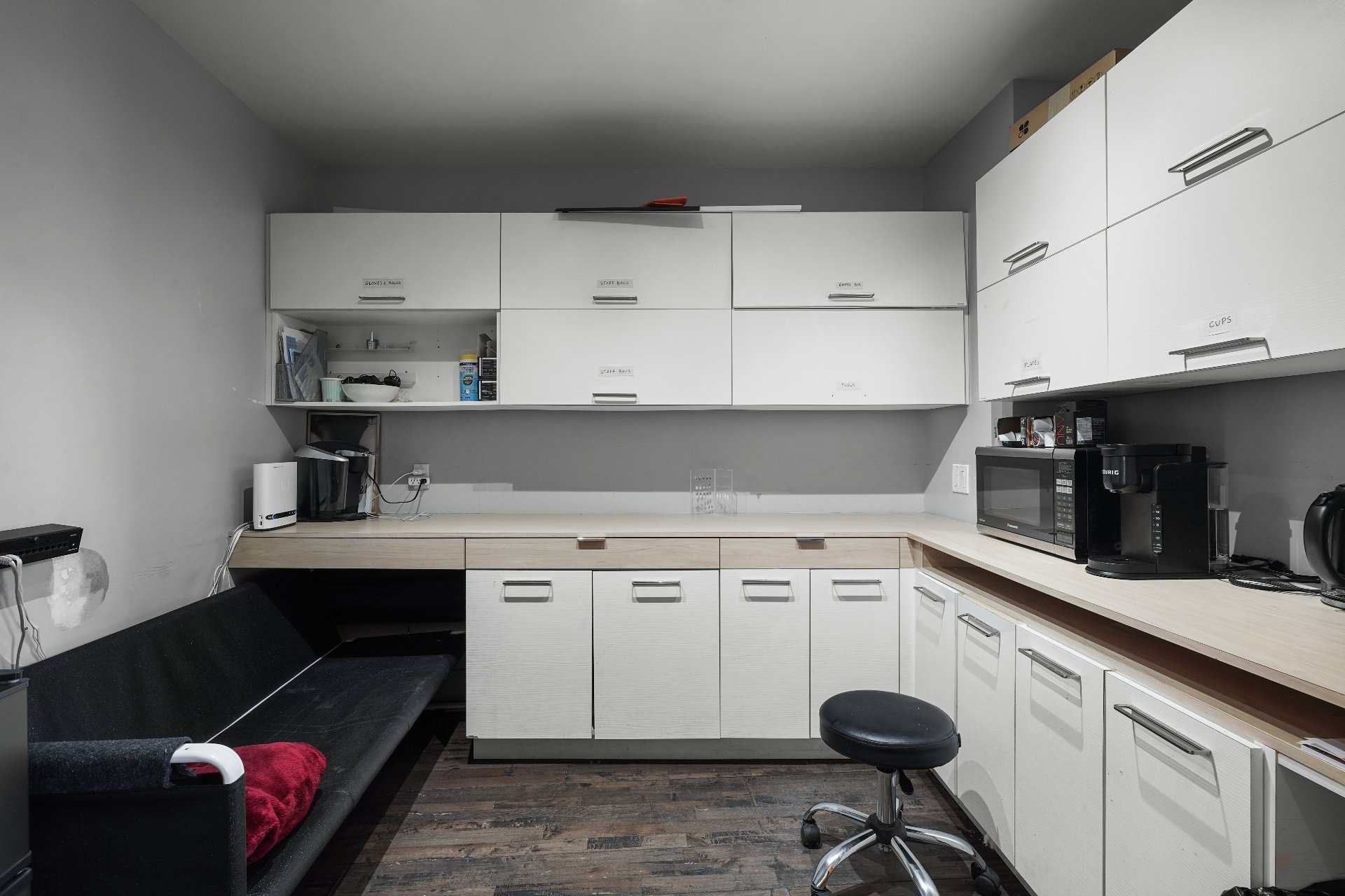 Photo - Kitchenette