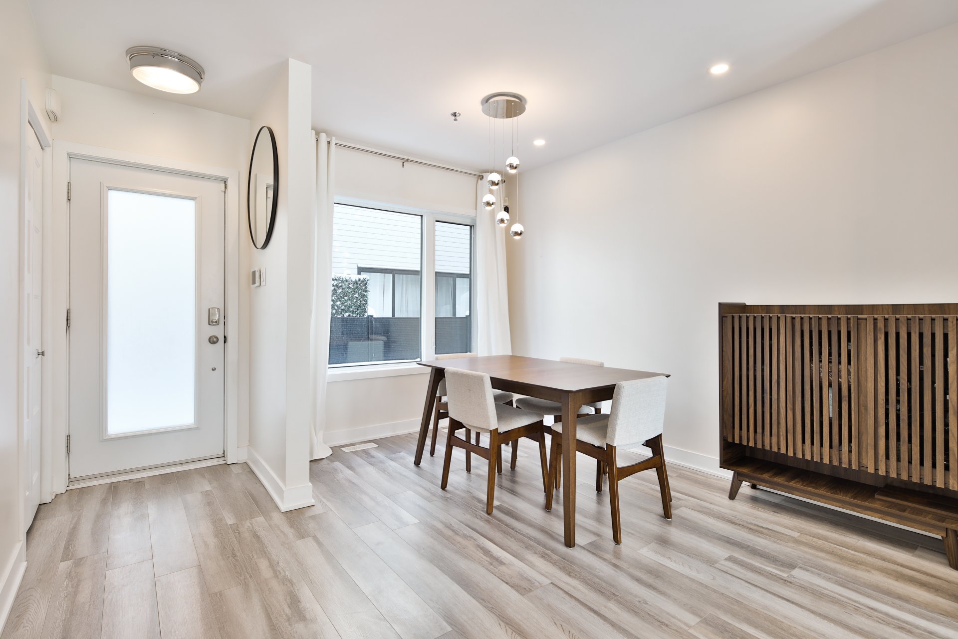 Photo - Salle à manger