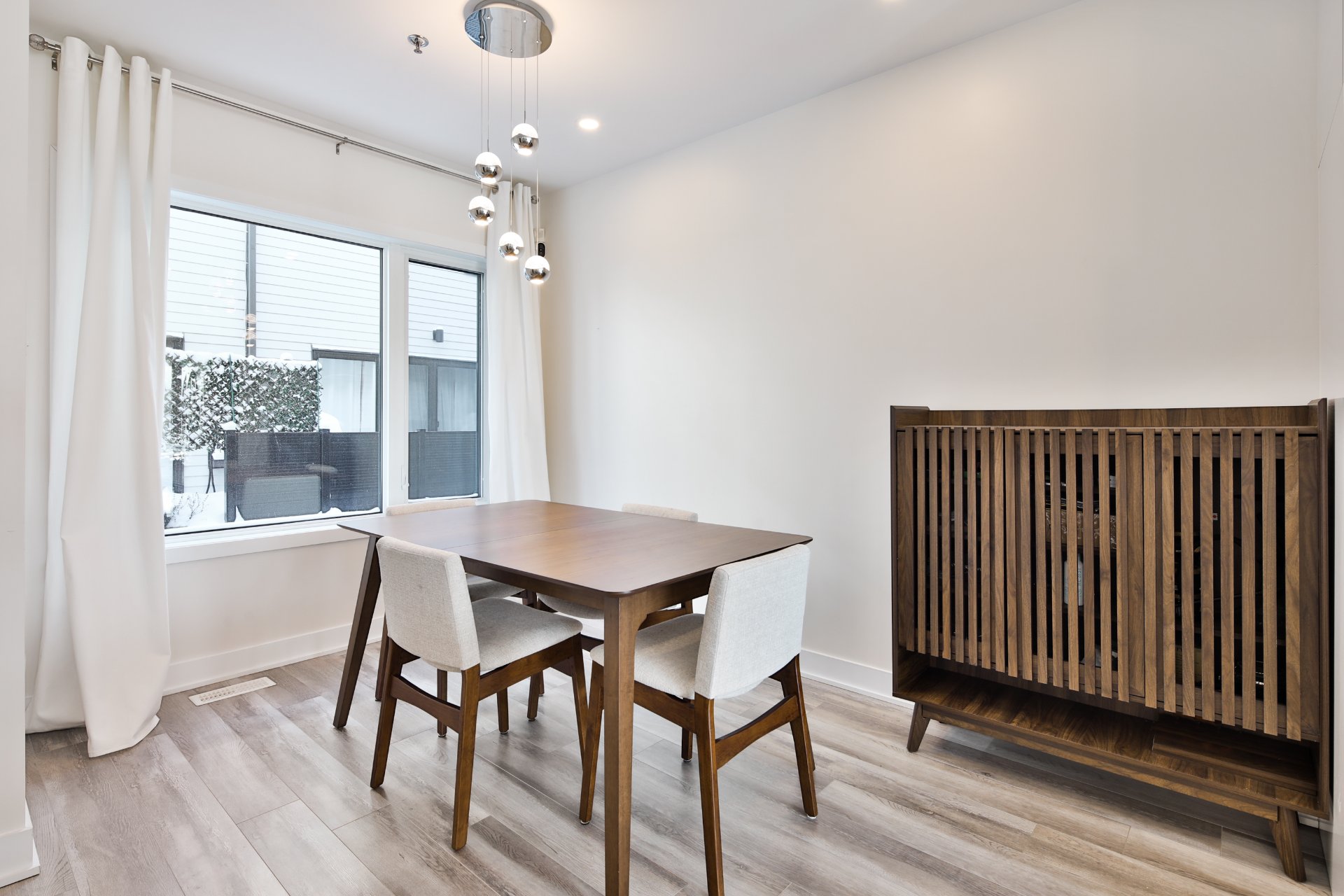 Photo - Salle à manger