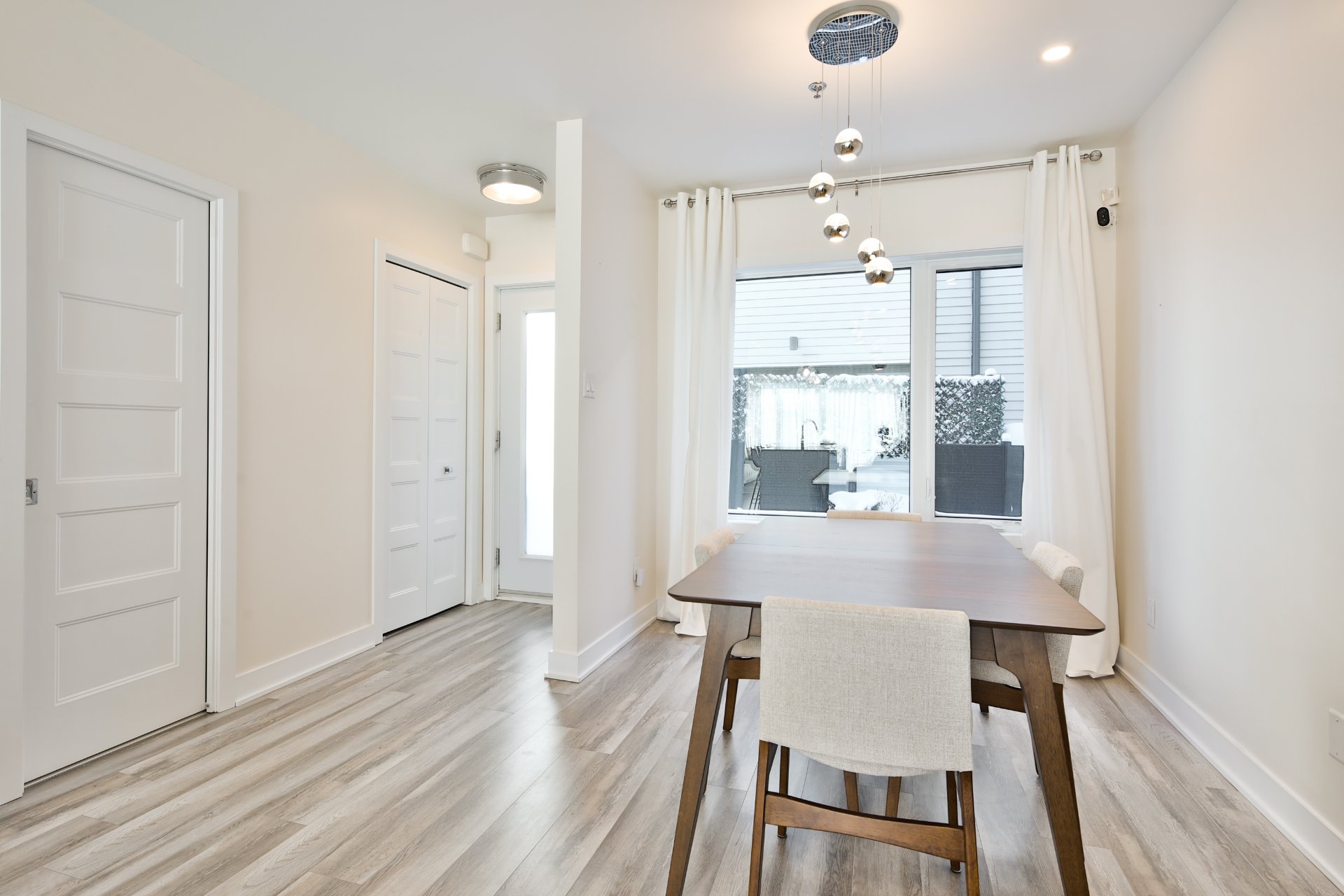 Photo - Salle à manger