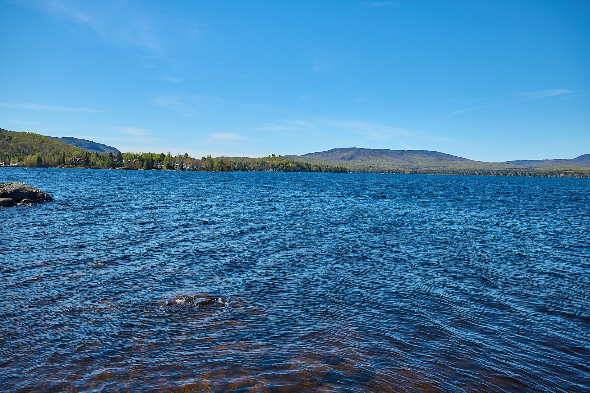 Photo - Vue sur l'eau