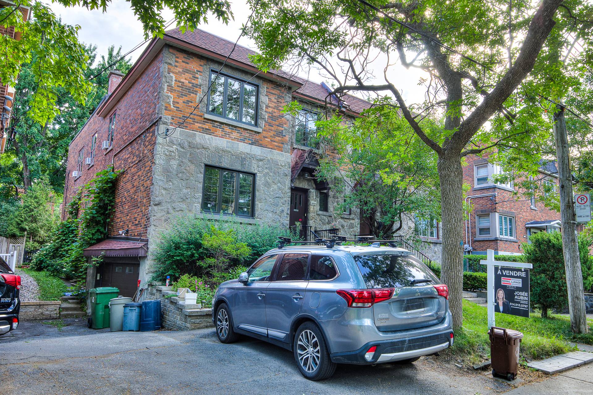 Photo - Stationnement