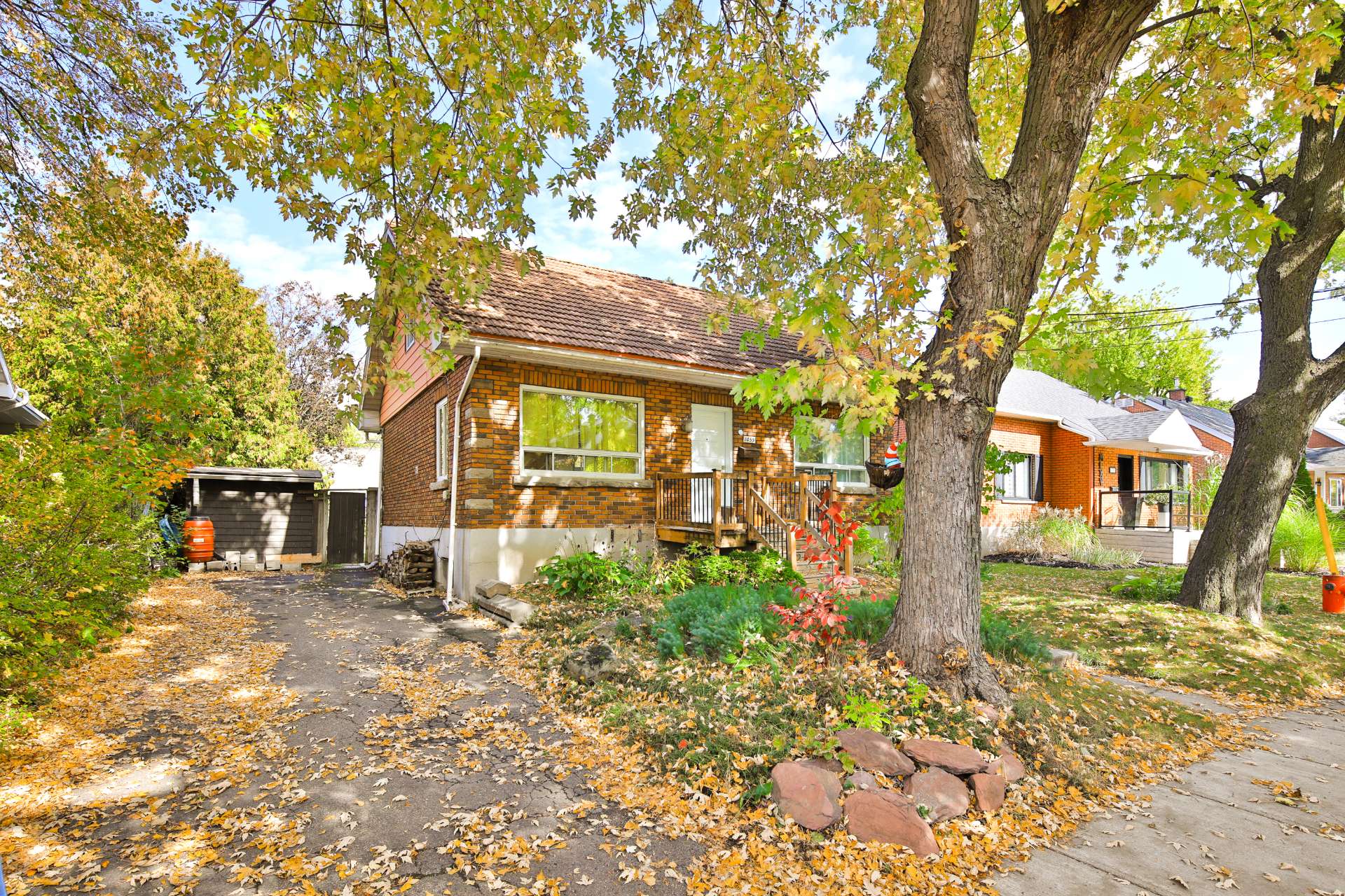 Photo - Stationnement