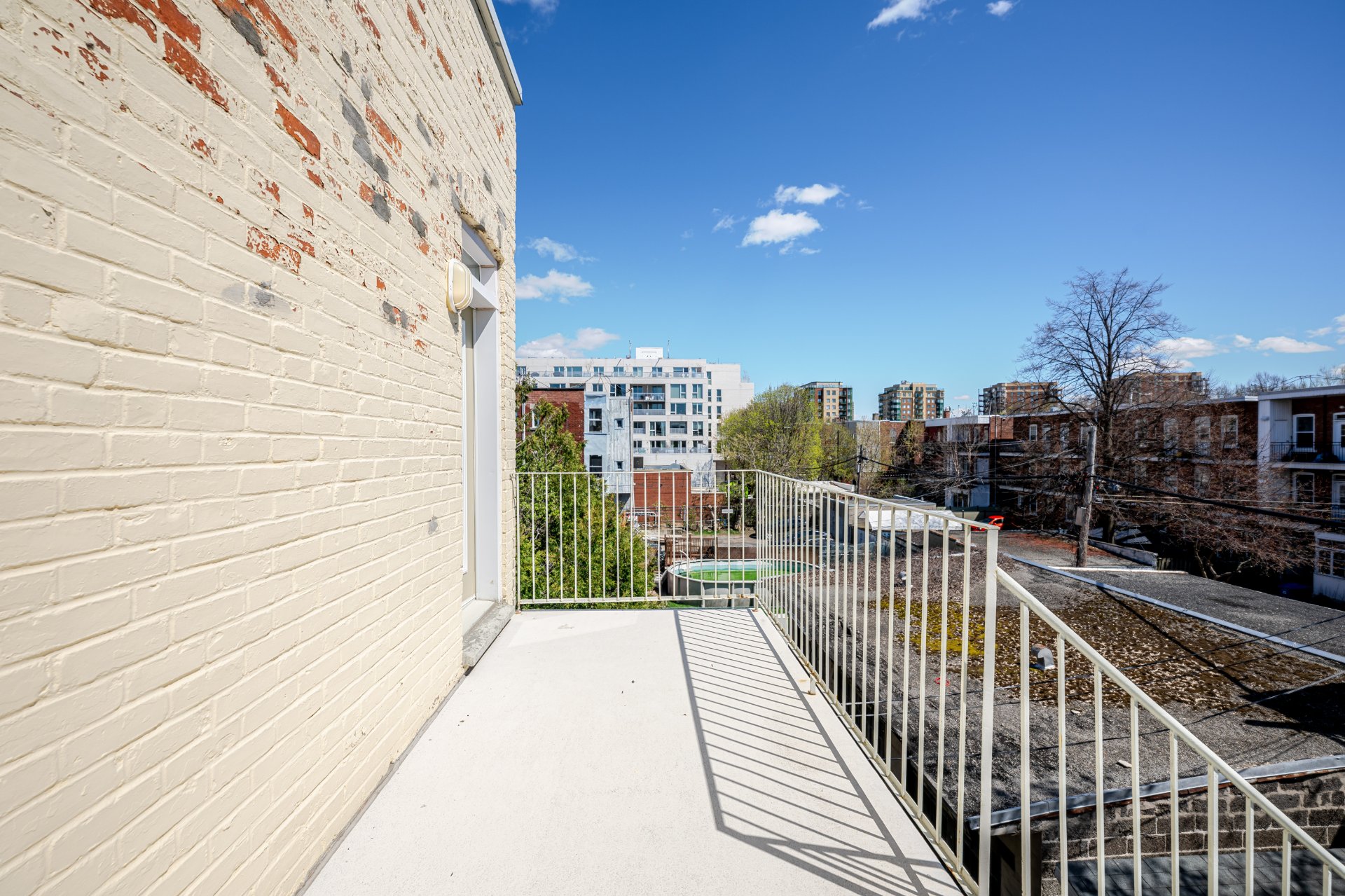 Photo - Balcony