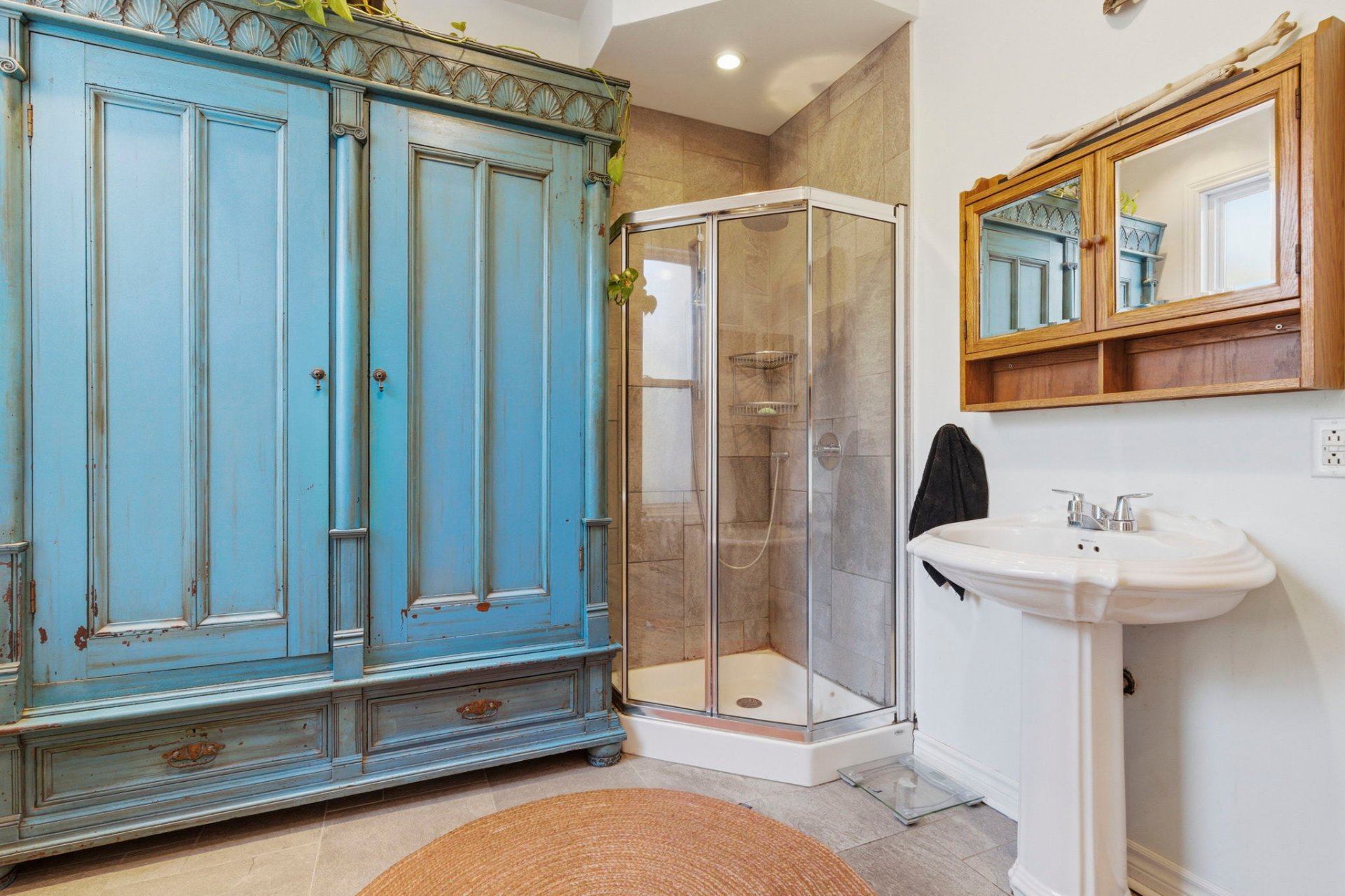 Photo - Bathroom
