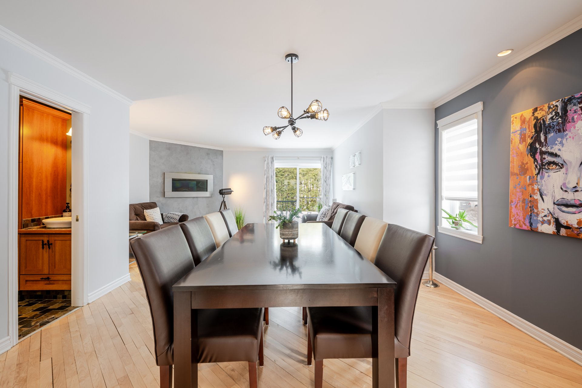 Photo - Salle à manger