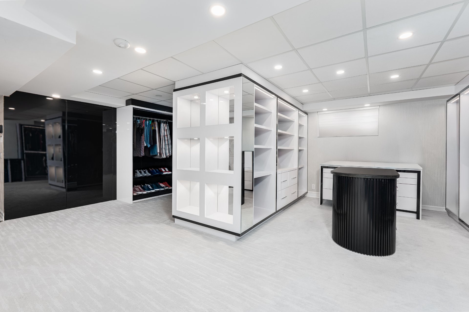 Photo - Penderie (Walk-in)
