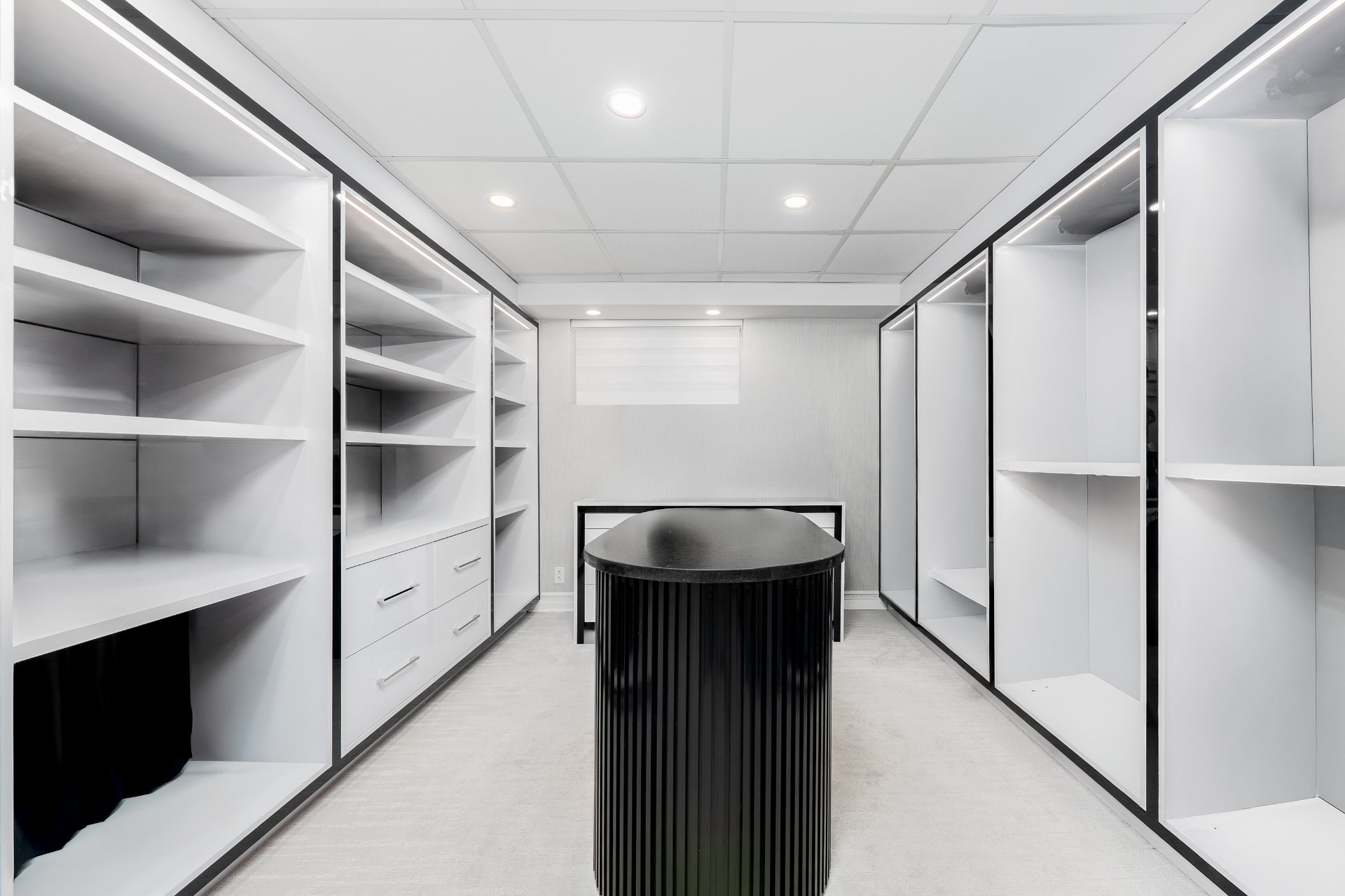 Photo - Penderie (Walk-in)