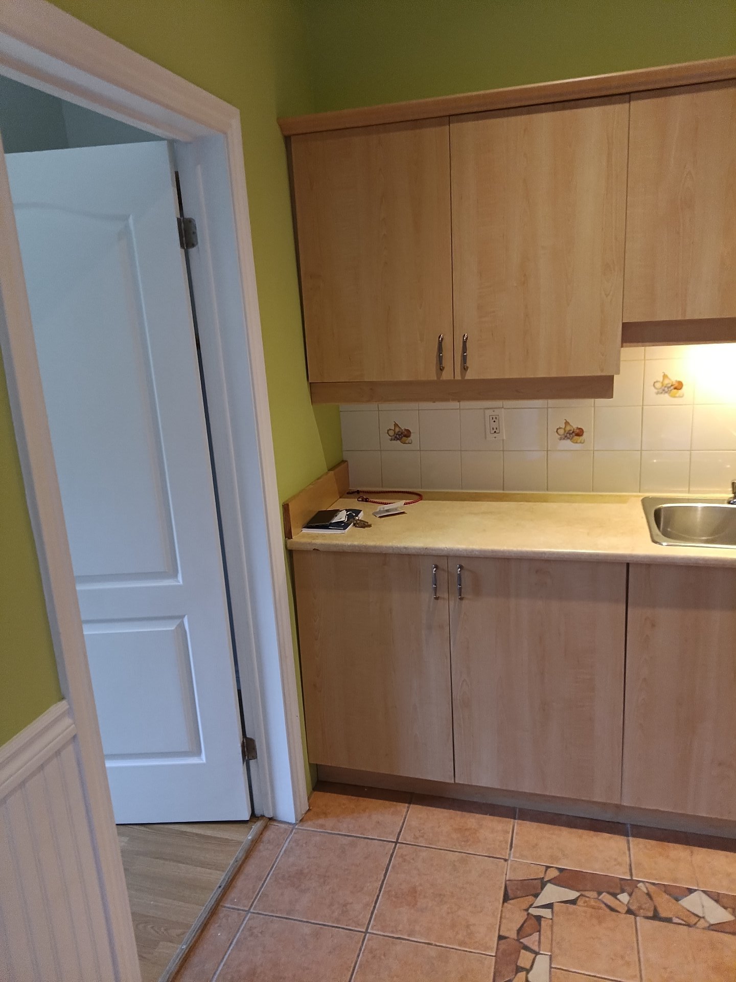 Photo - Kitchen
