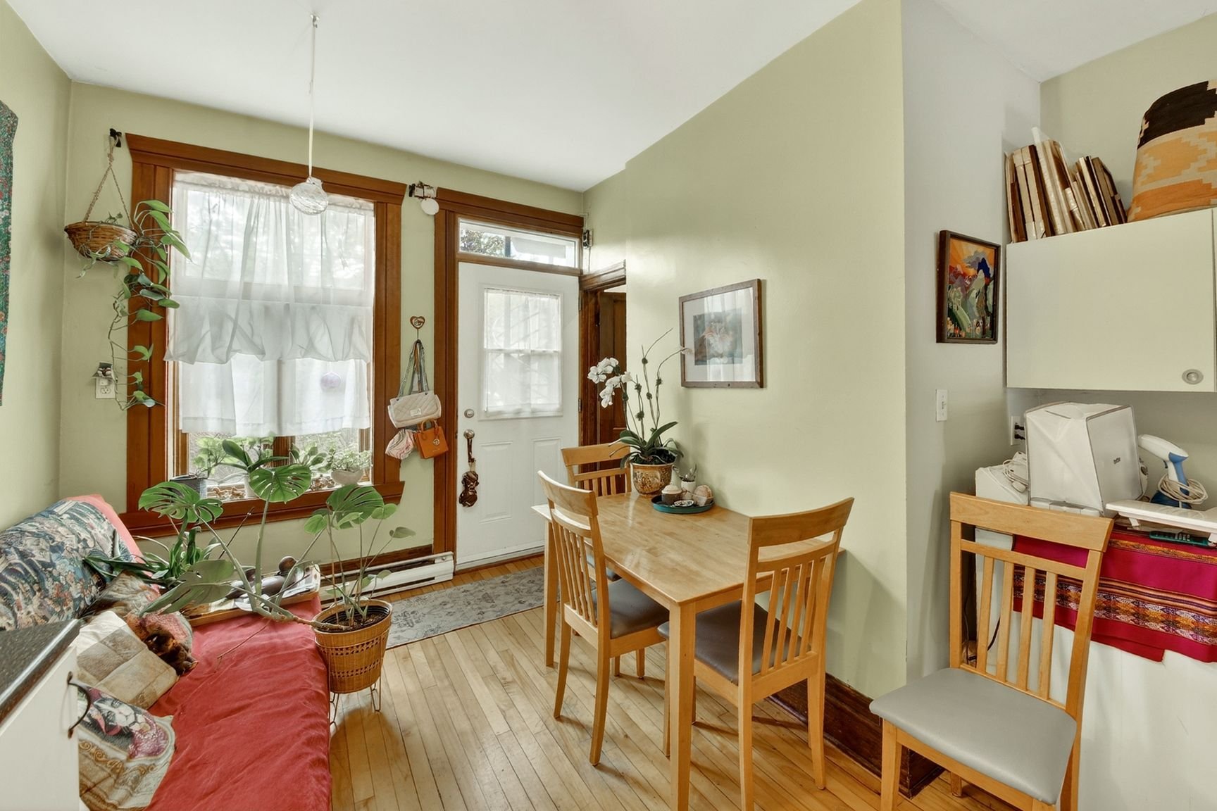 Photo - Kitchen