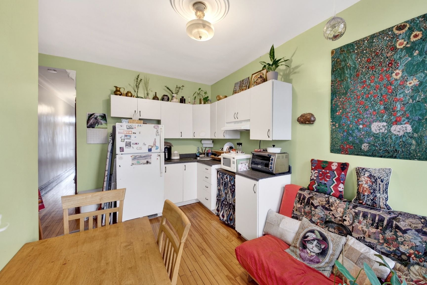 Photo - Kitchen