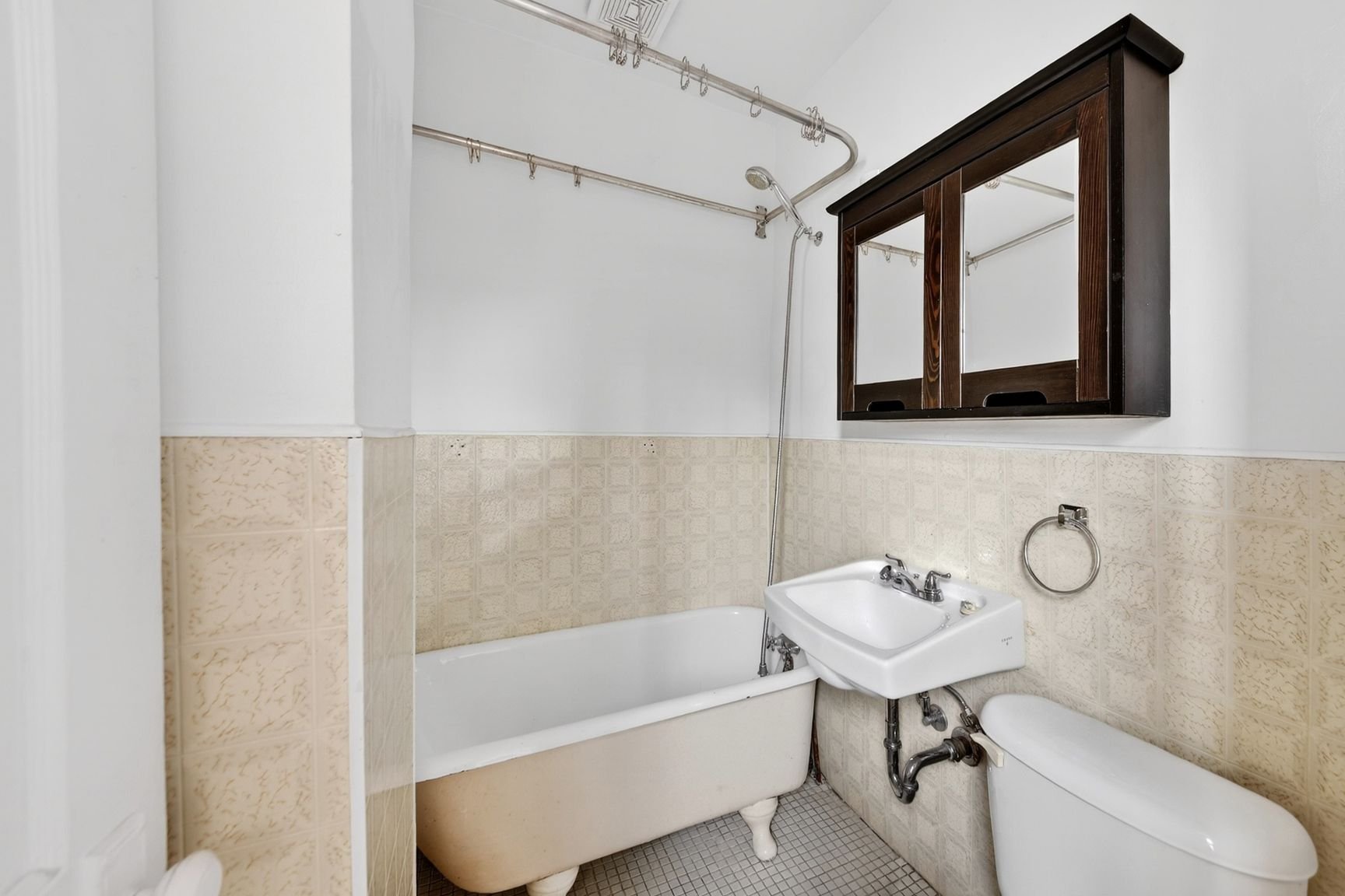 Photo - Bathroom