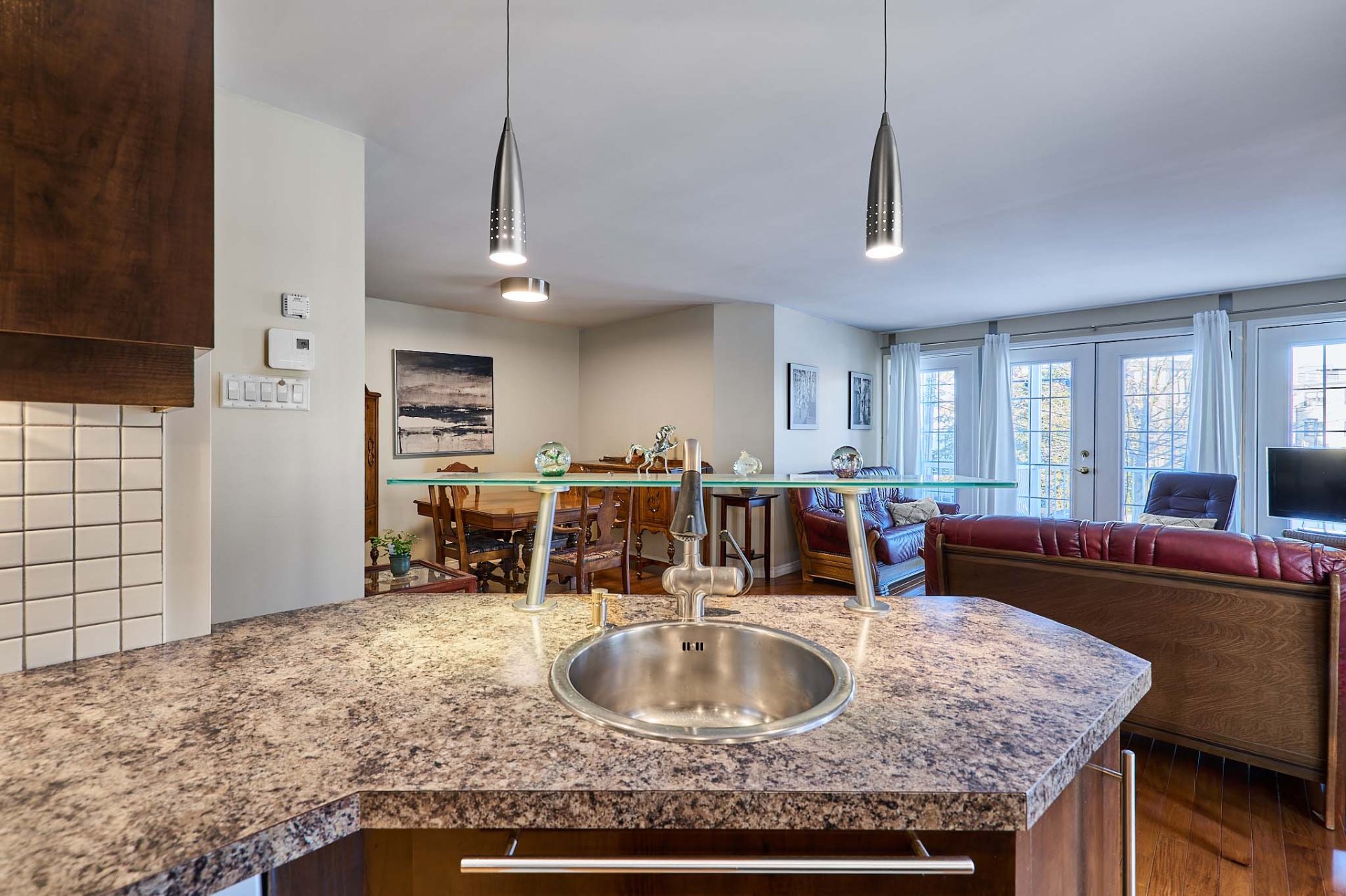 Photo - Kitchen