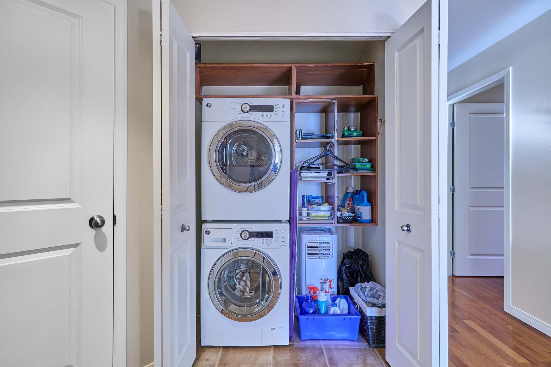 Photo - Laundry room
