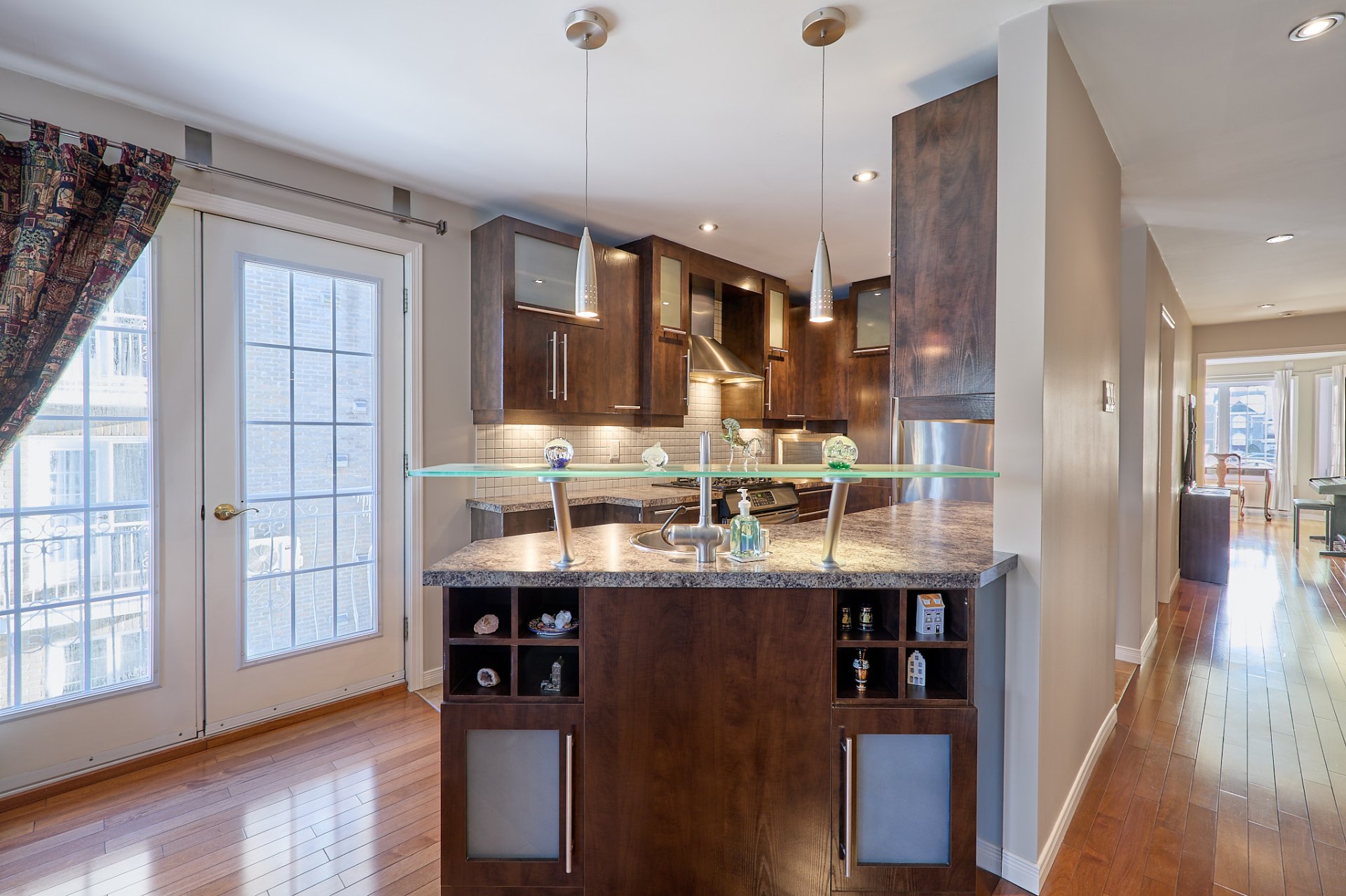 Photo - Kitchen