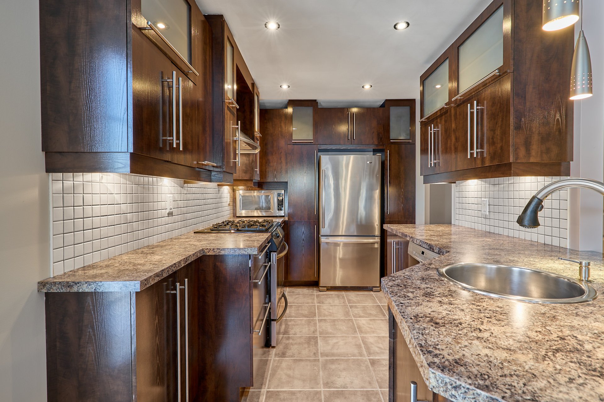 Photo - Kitchen