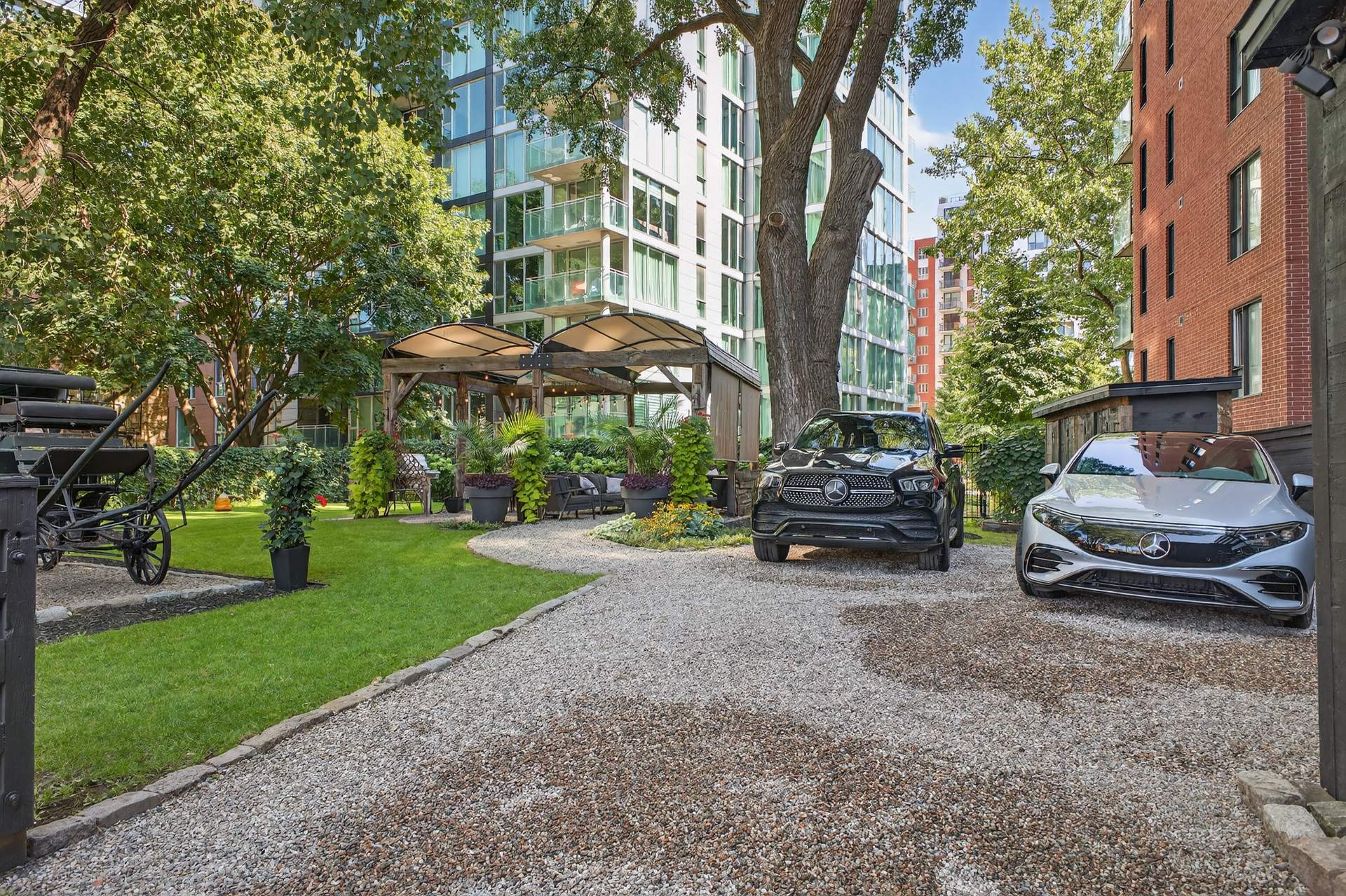 Photo - Stationnement