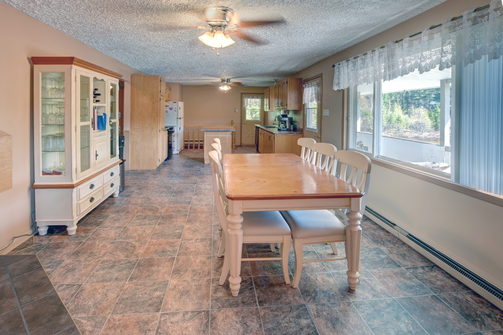 Photo - Dining room