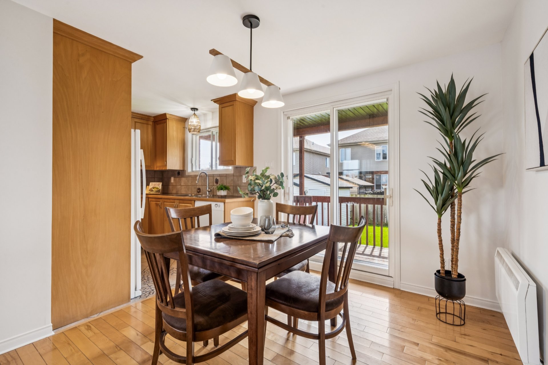 Photo - Dining room