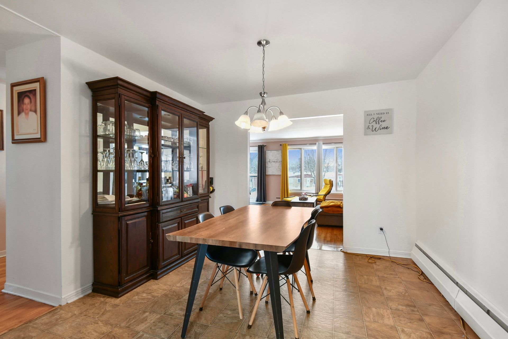 Photo - Salle à manger