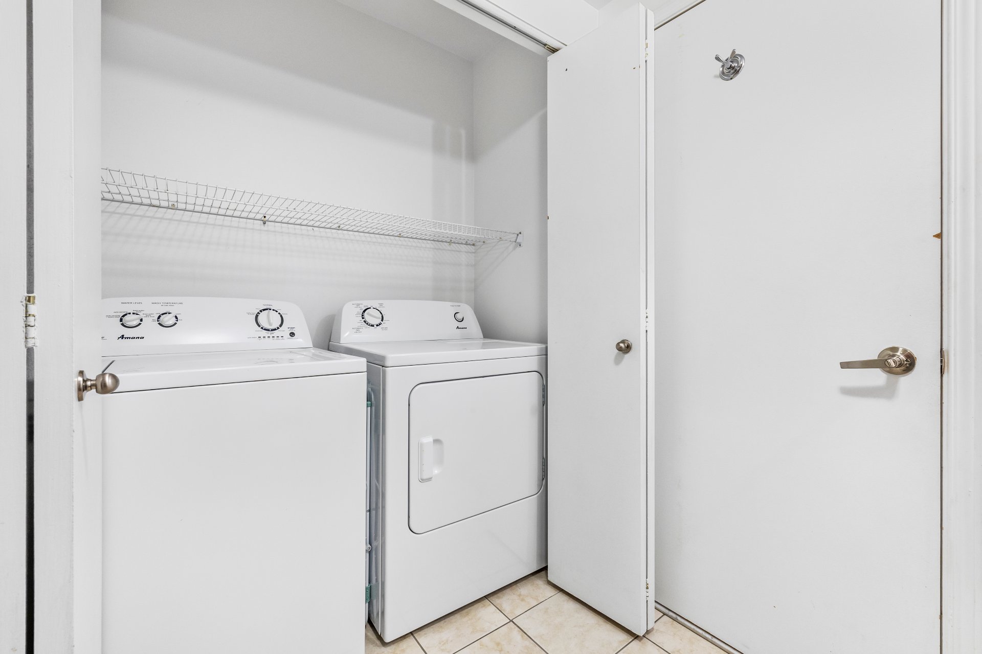 Photo - Laundry room