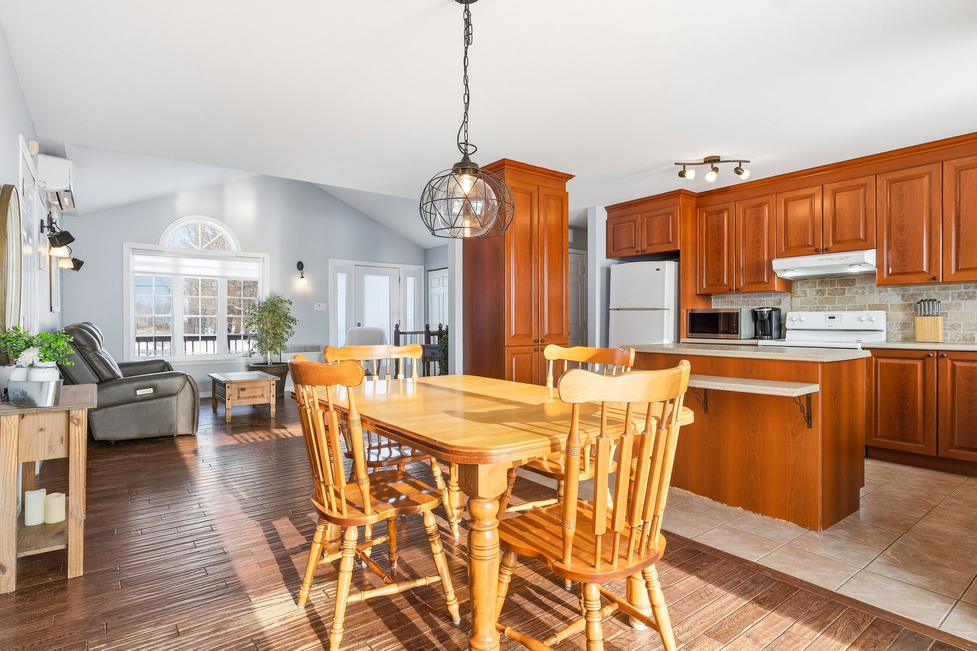 Photo - Salle à manger