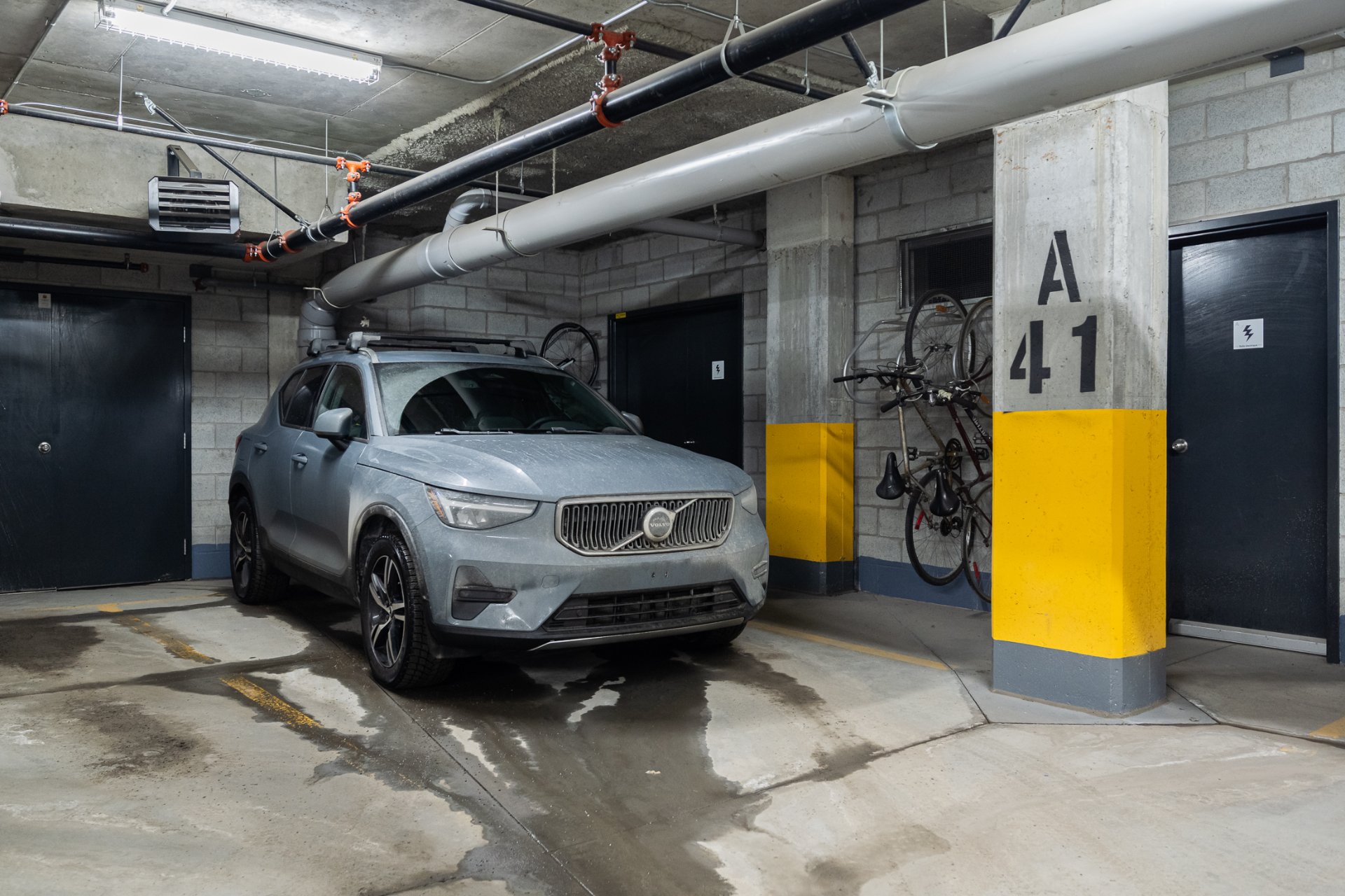 Photo - Stationnement