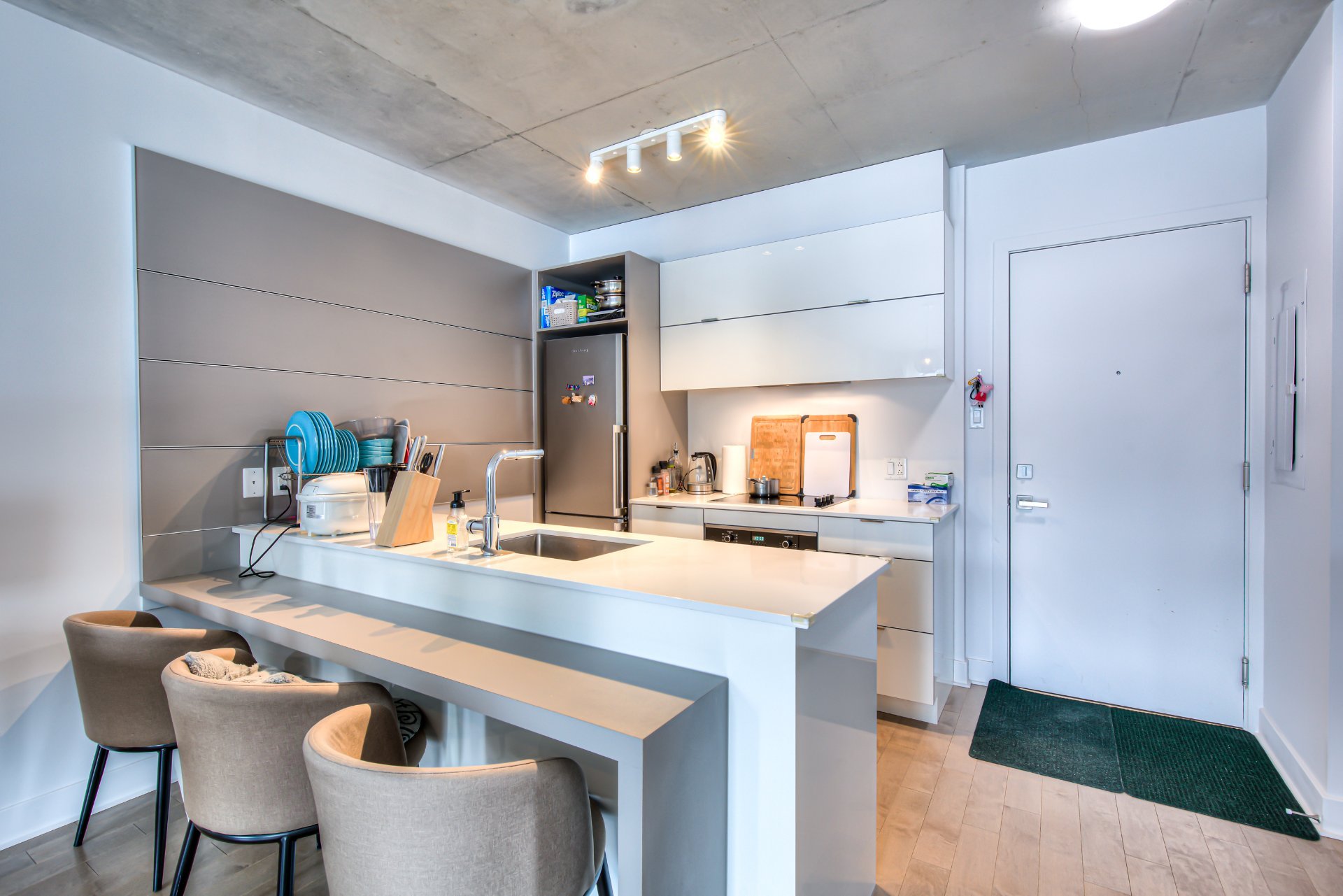 Photo - Kitchen