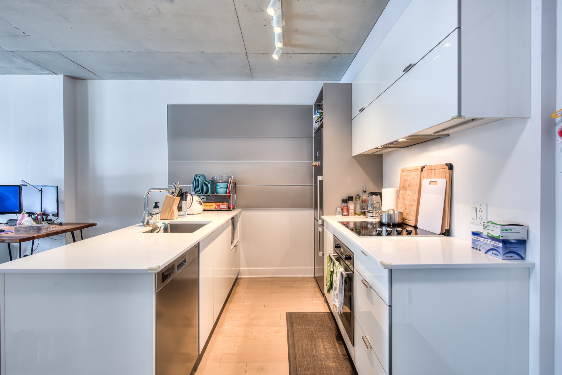 Photo - Kitchen