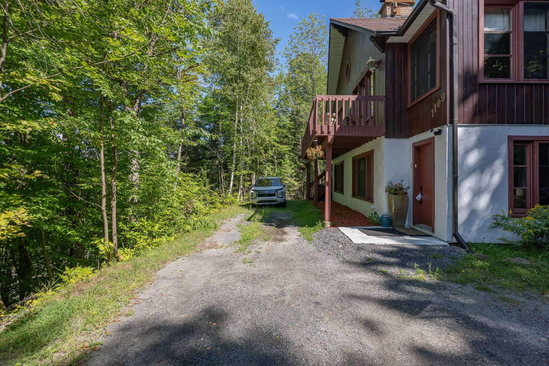 Photo - Stationnement