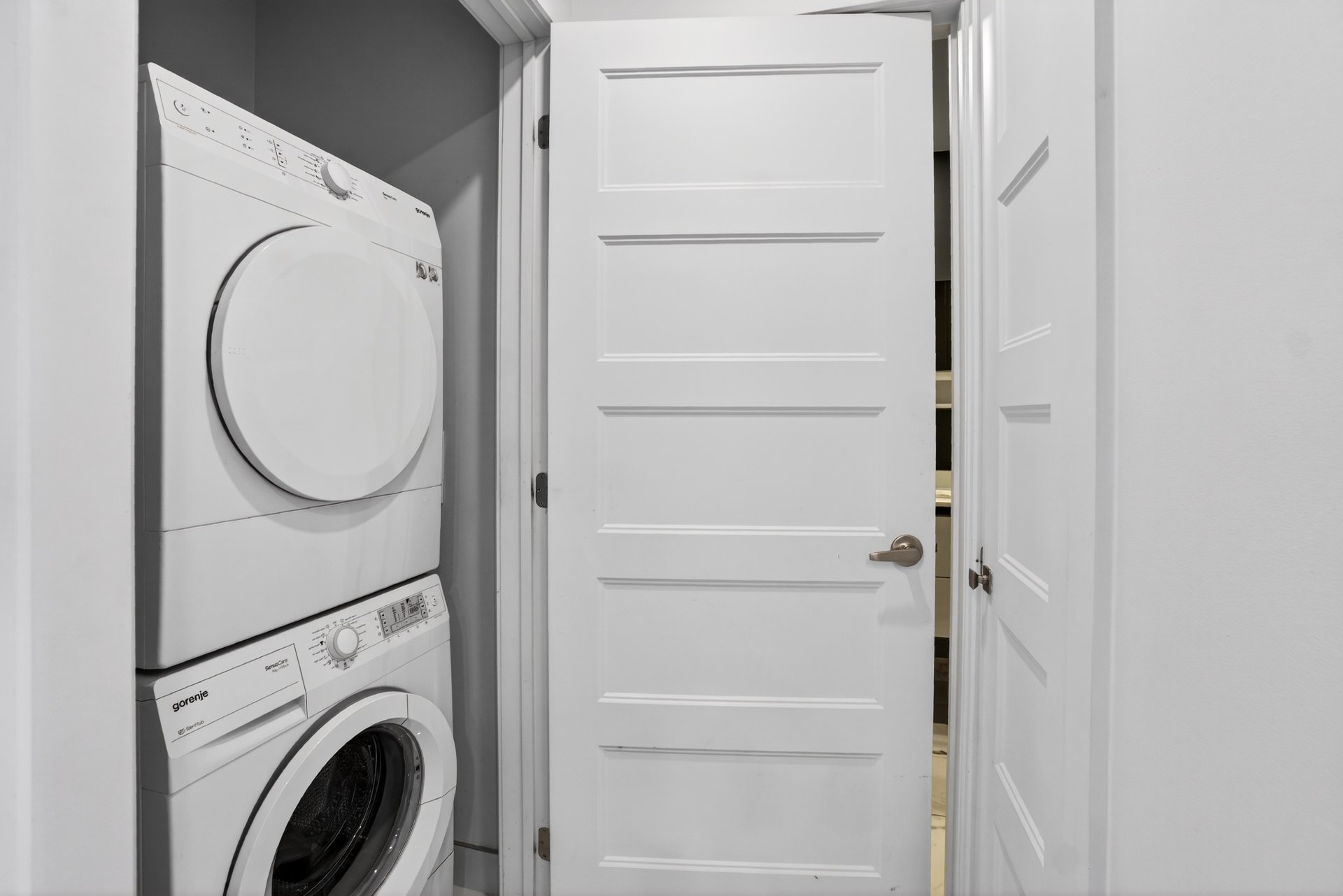 Photo - Laundry room