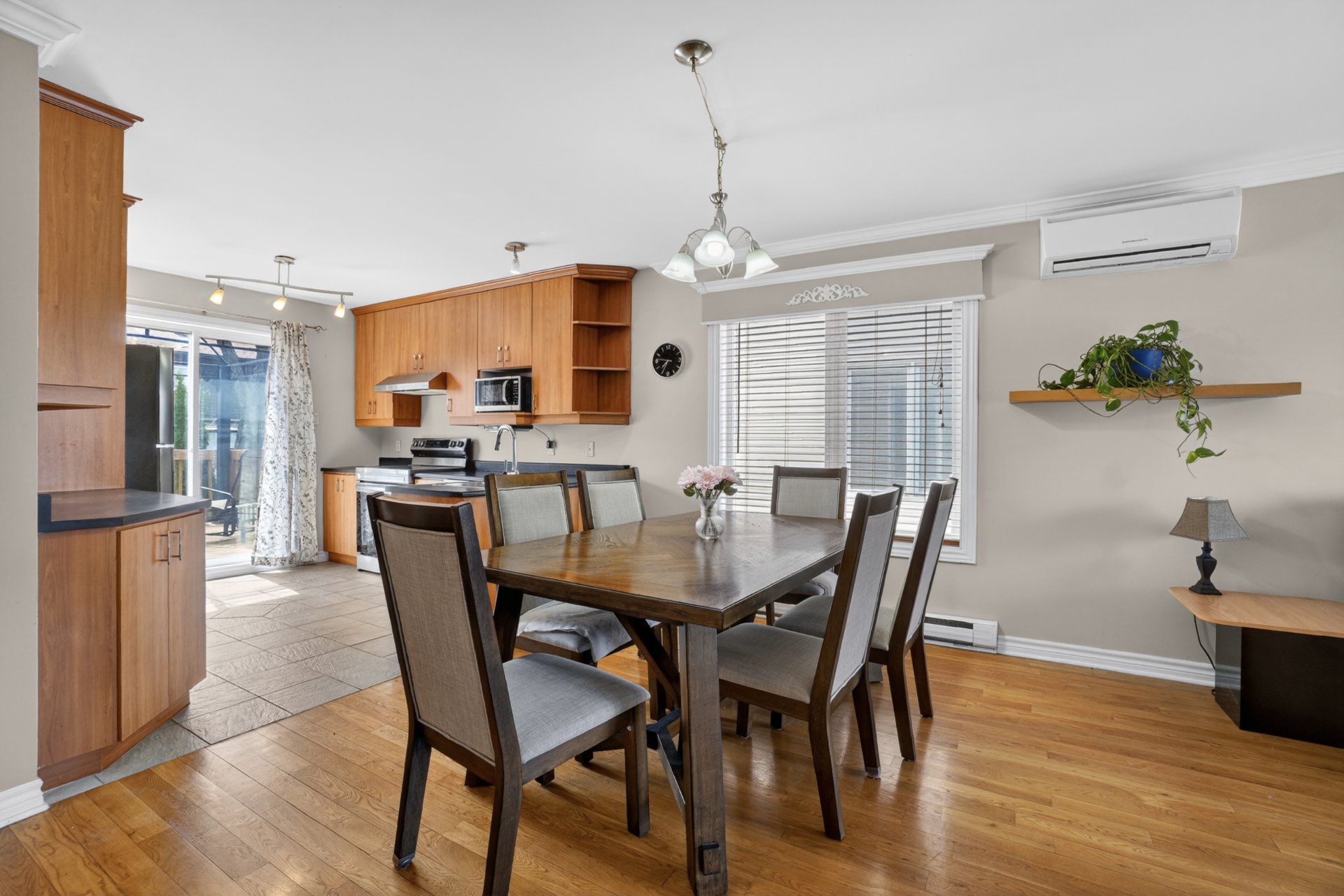 Photo - Salle à manger