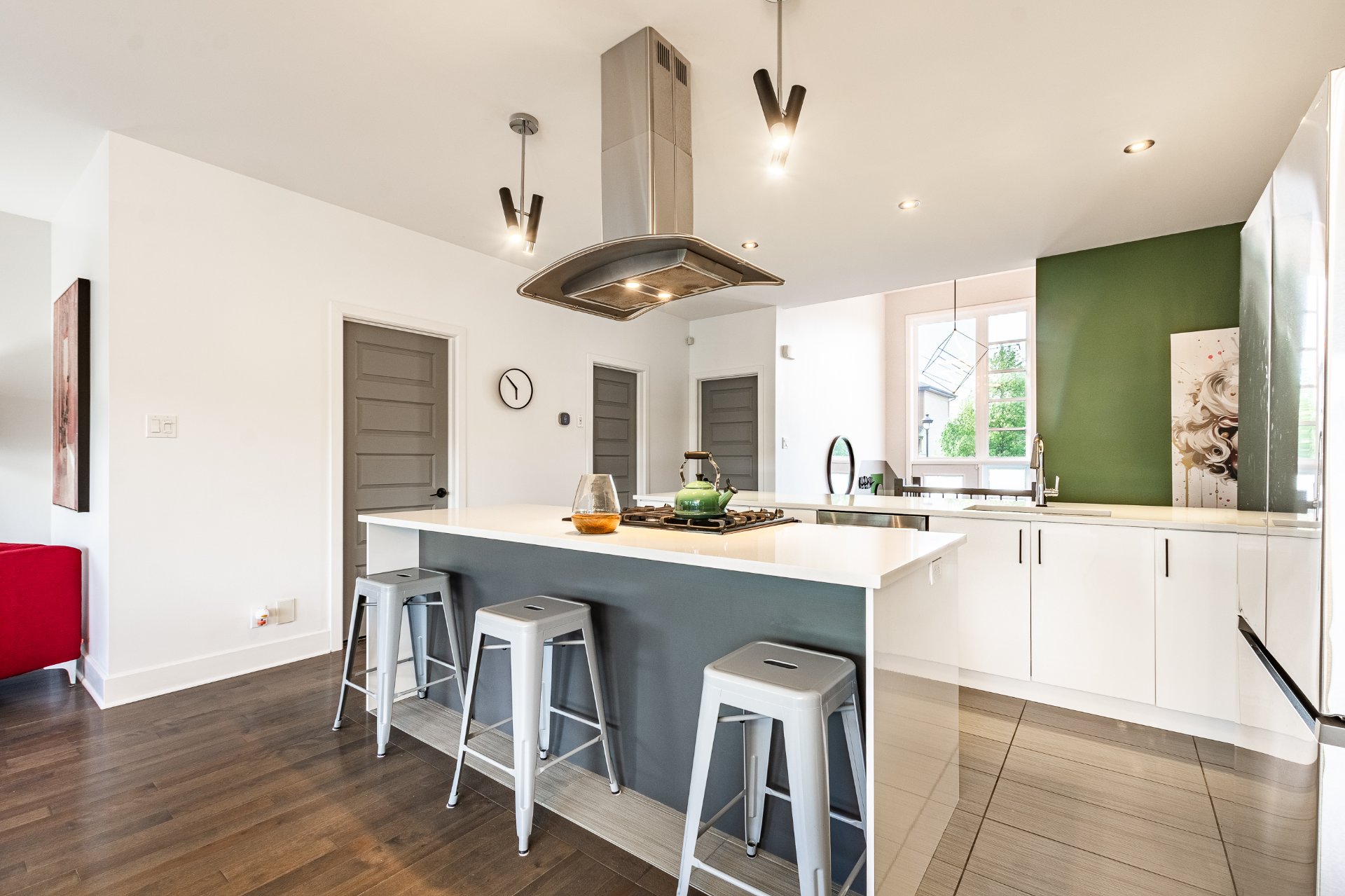 Photo - Kitchen