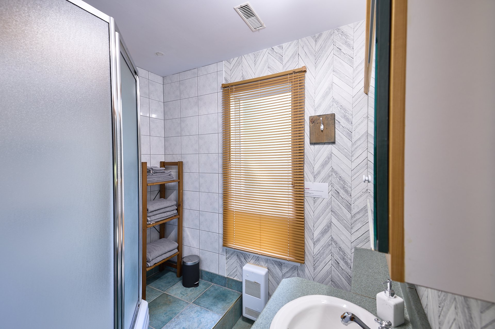 Photo - Bathroom
