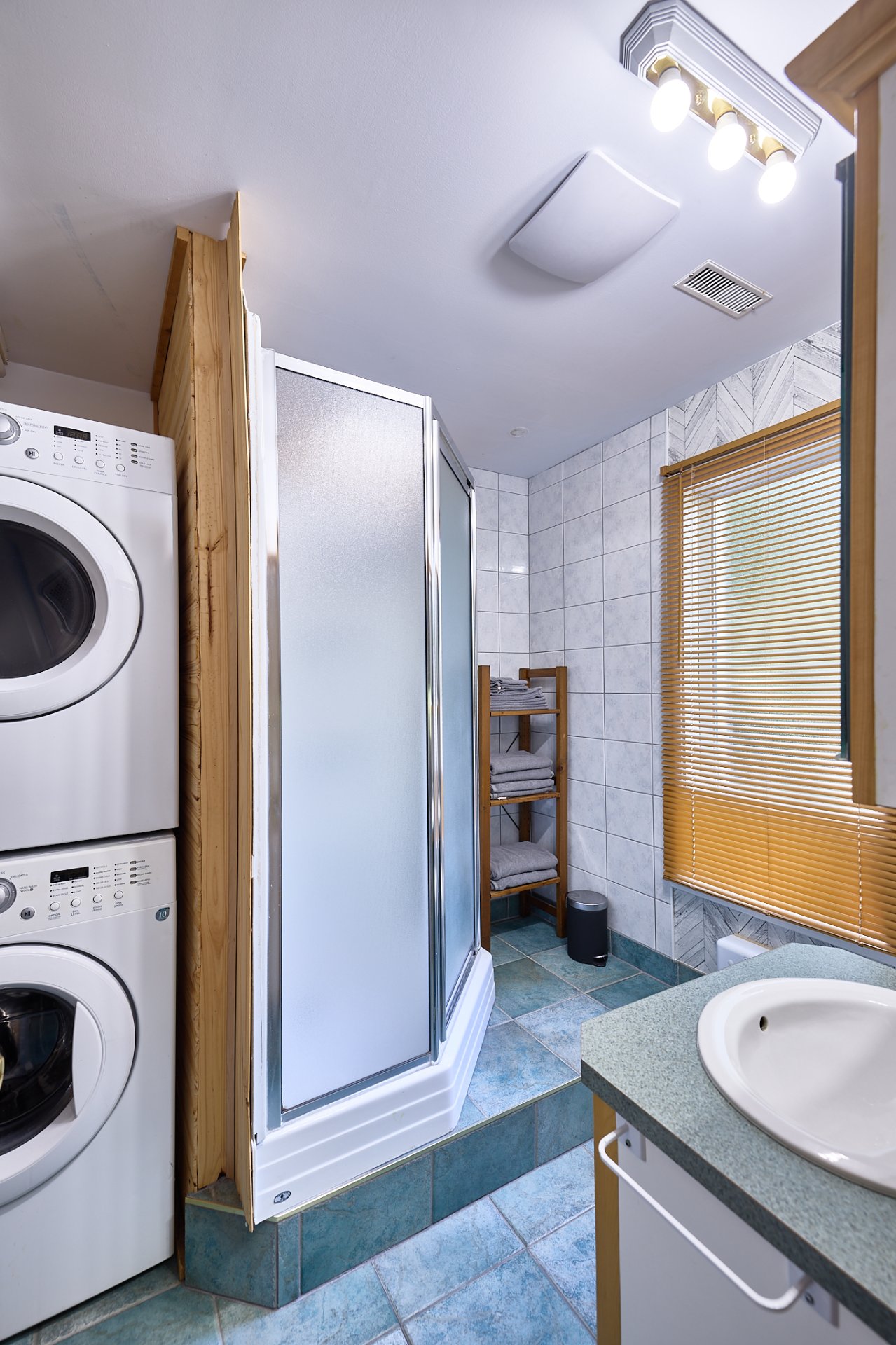 Photo - Bathroom