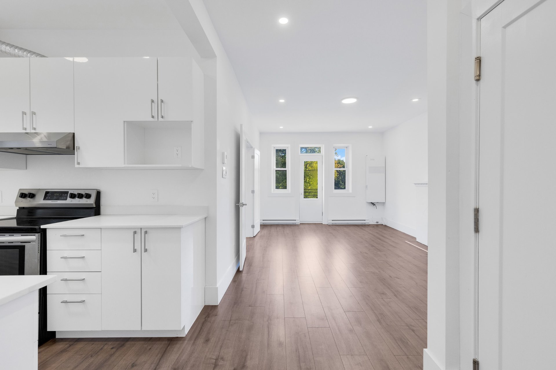 Photo - Overall View