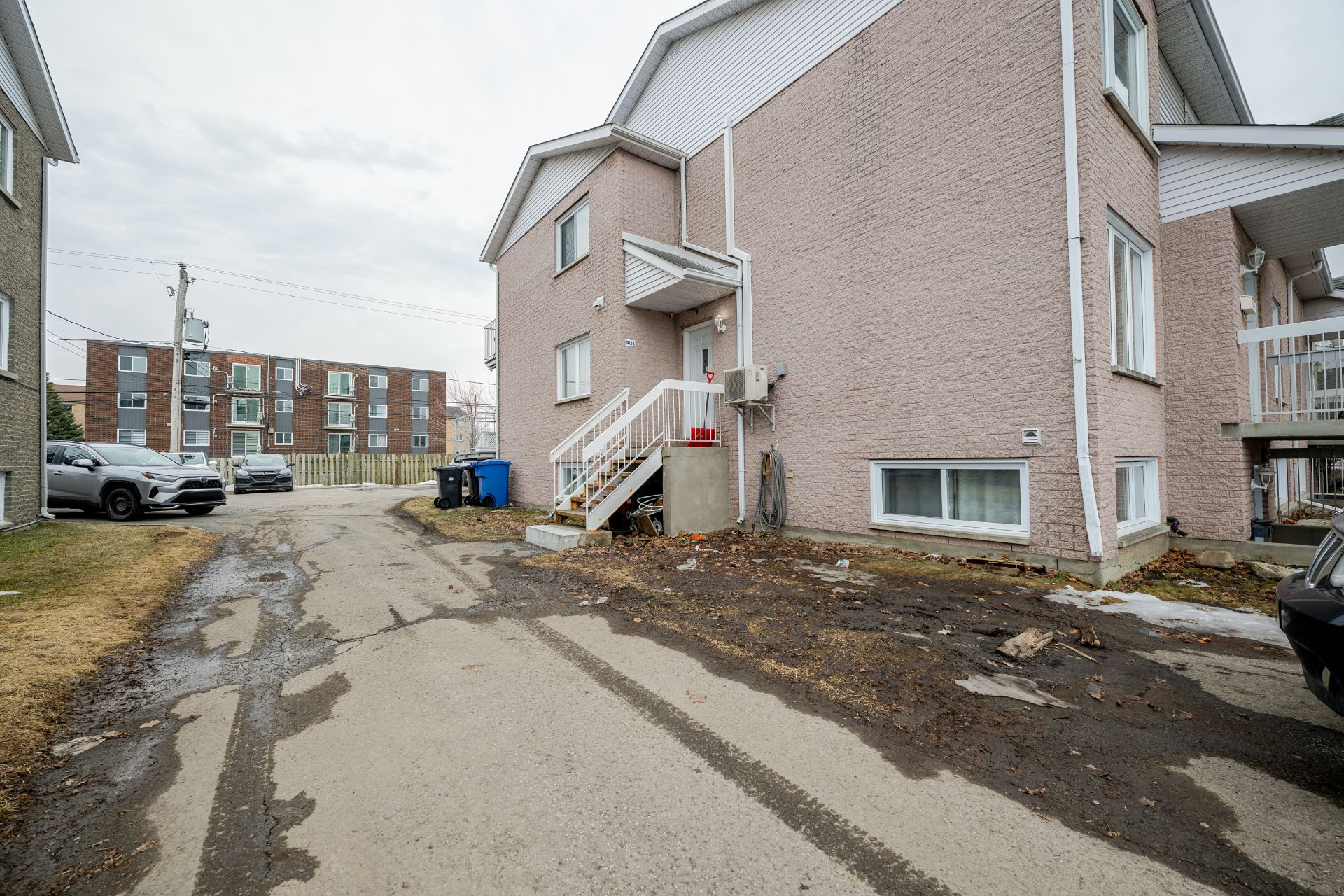 Photo - Entrée extérieure