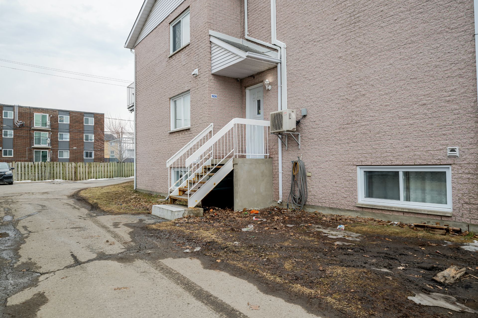 Photo - Entrée extérieure