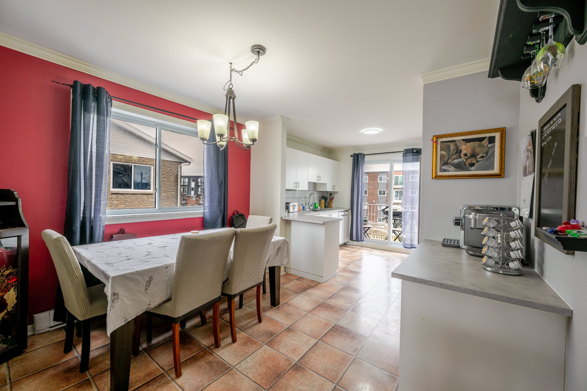 Photo - Salle à manger