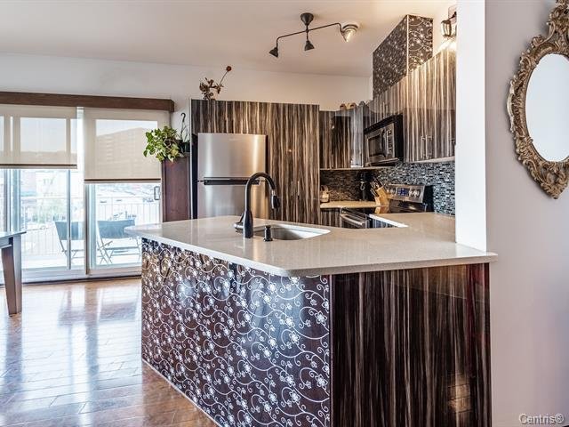 Photo - Kitchen