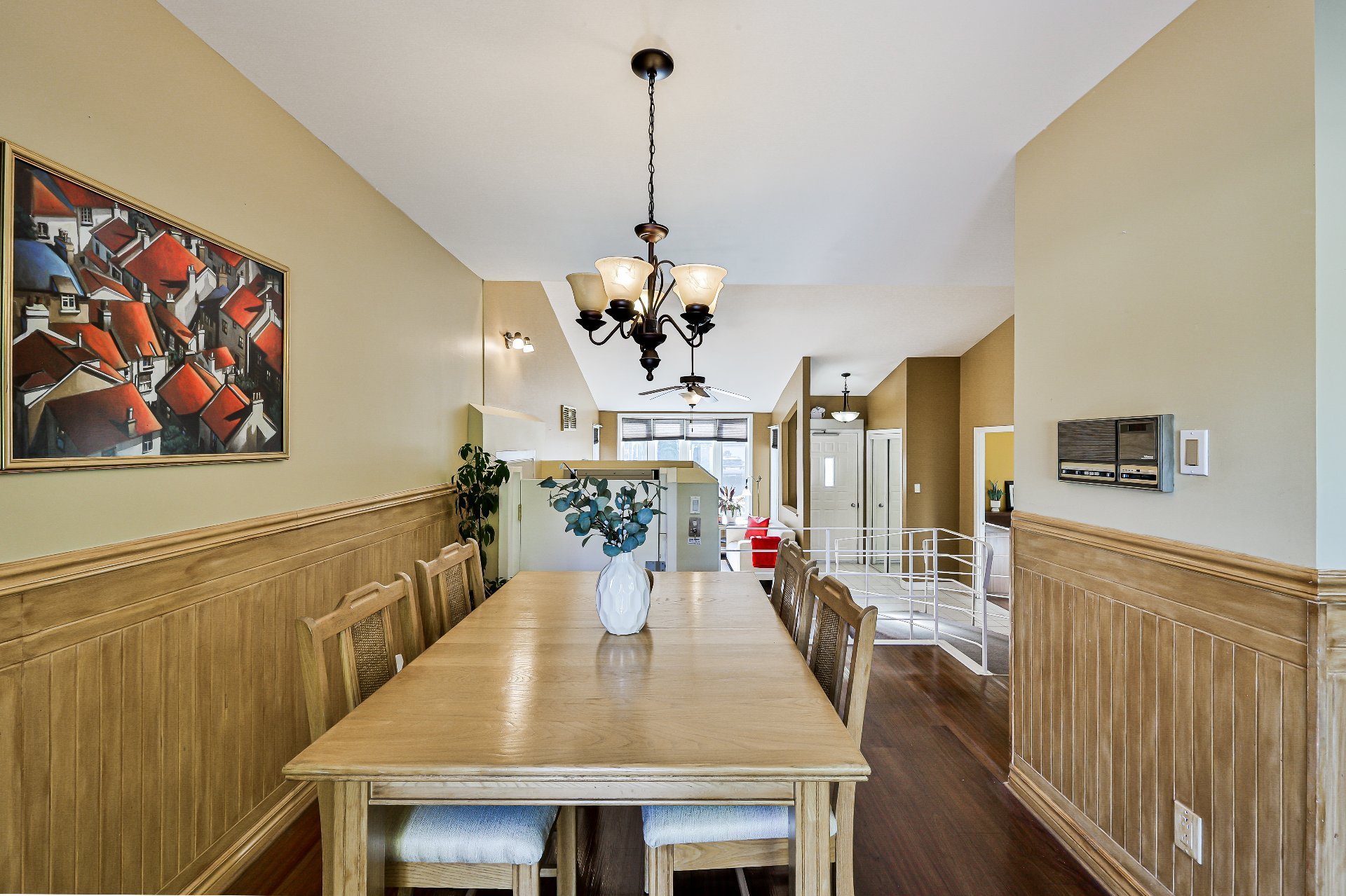 Photo - Salle à manger