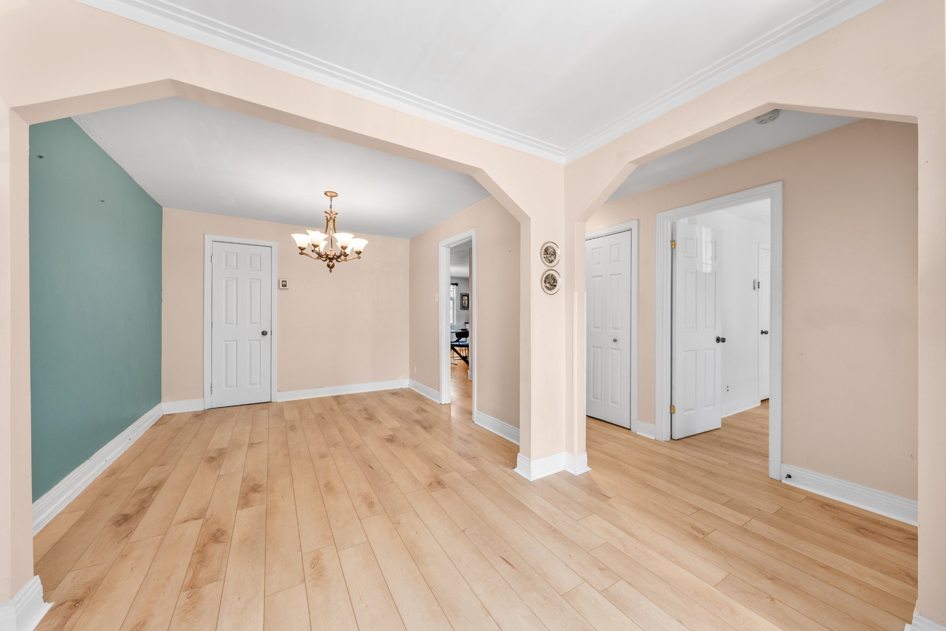 Photo - Salon