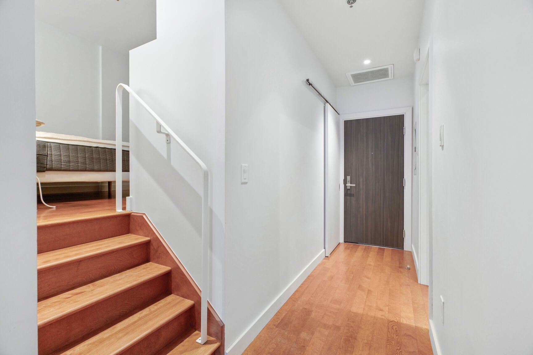 Photo - PASAGEWAY