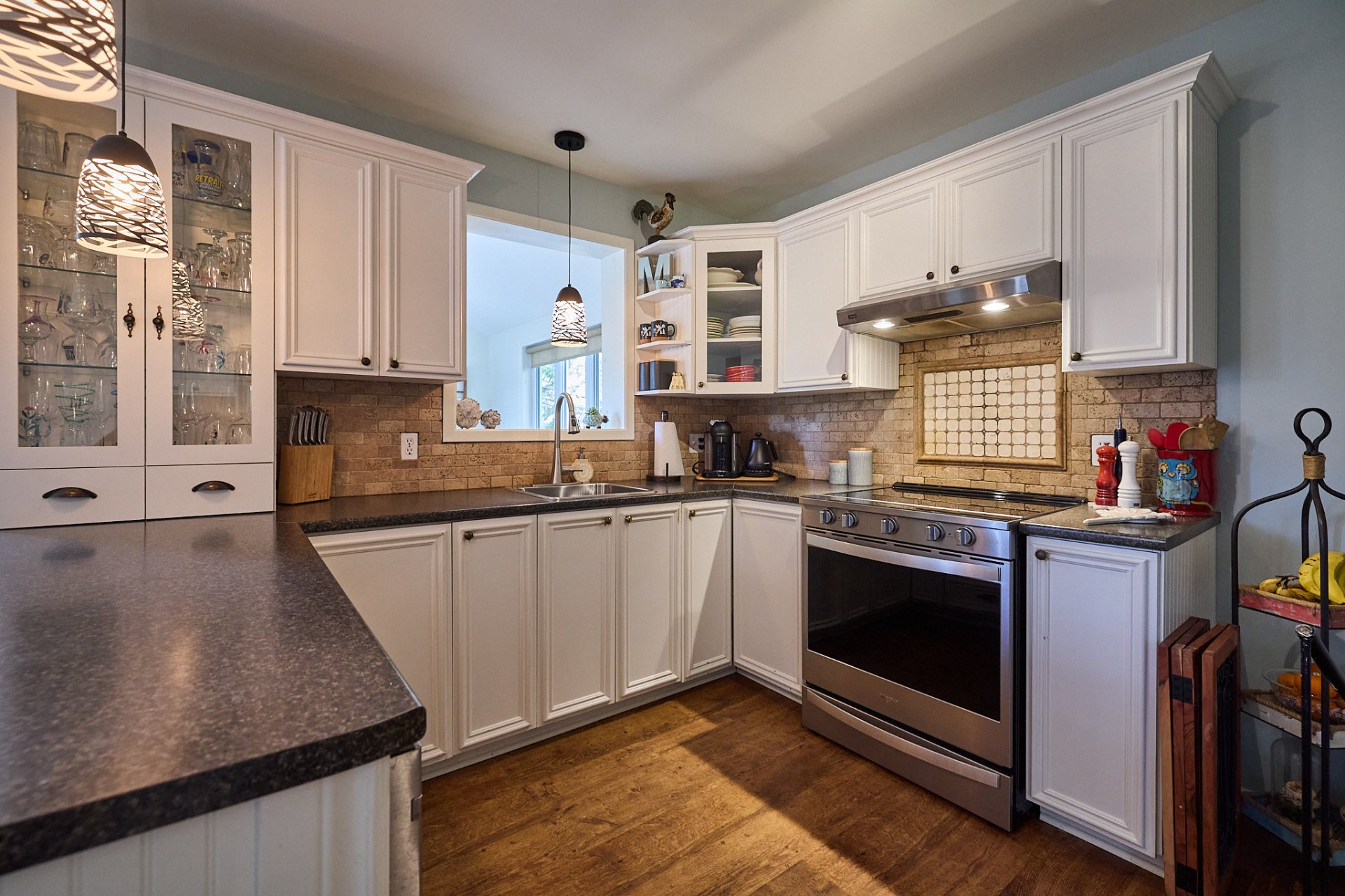 Photo - Kitchen